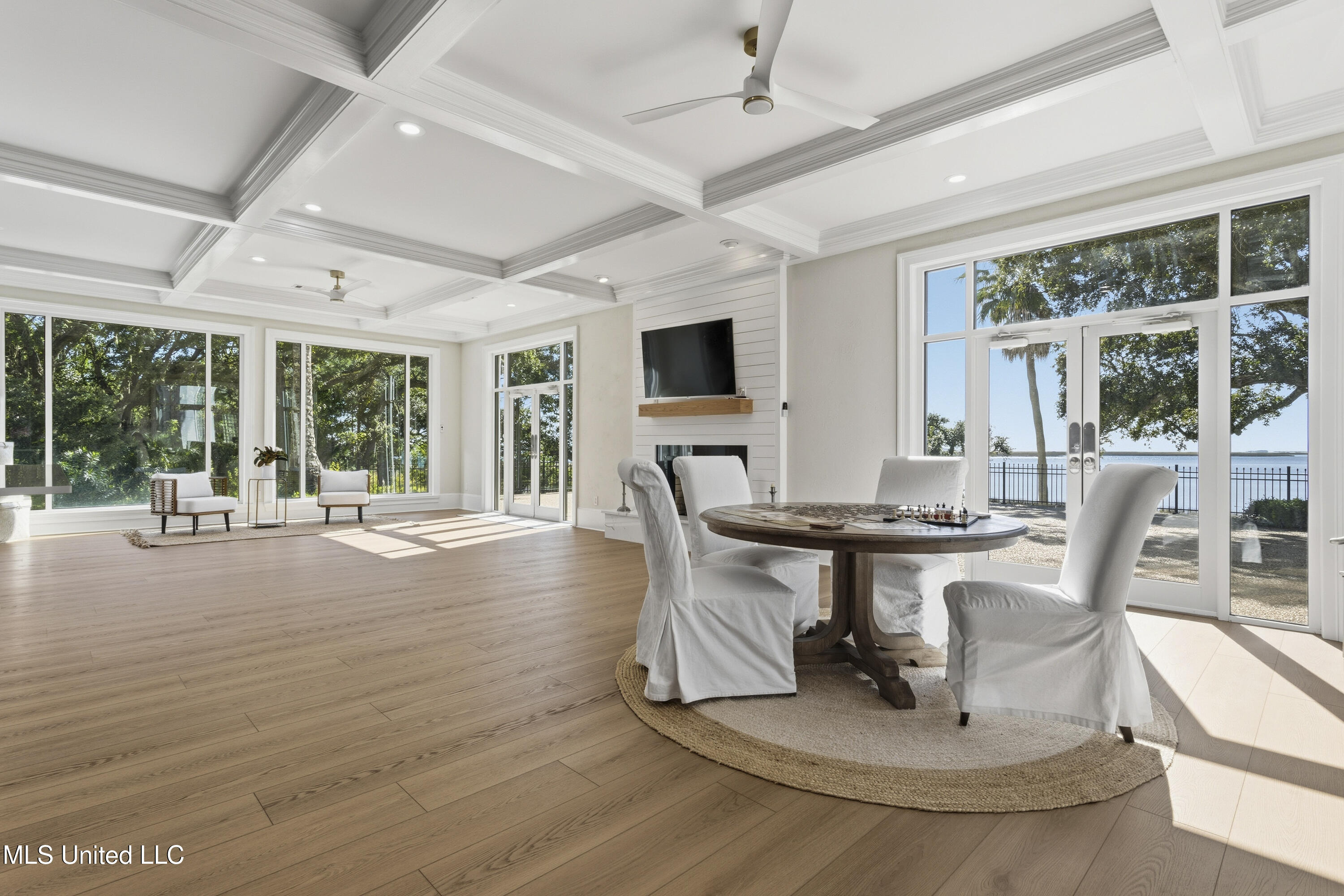 308 Italian Isle Road Property Photo 19