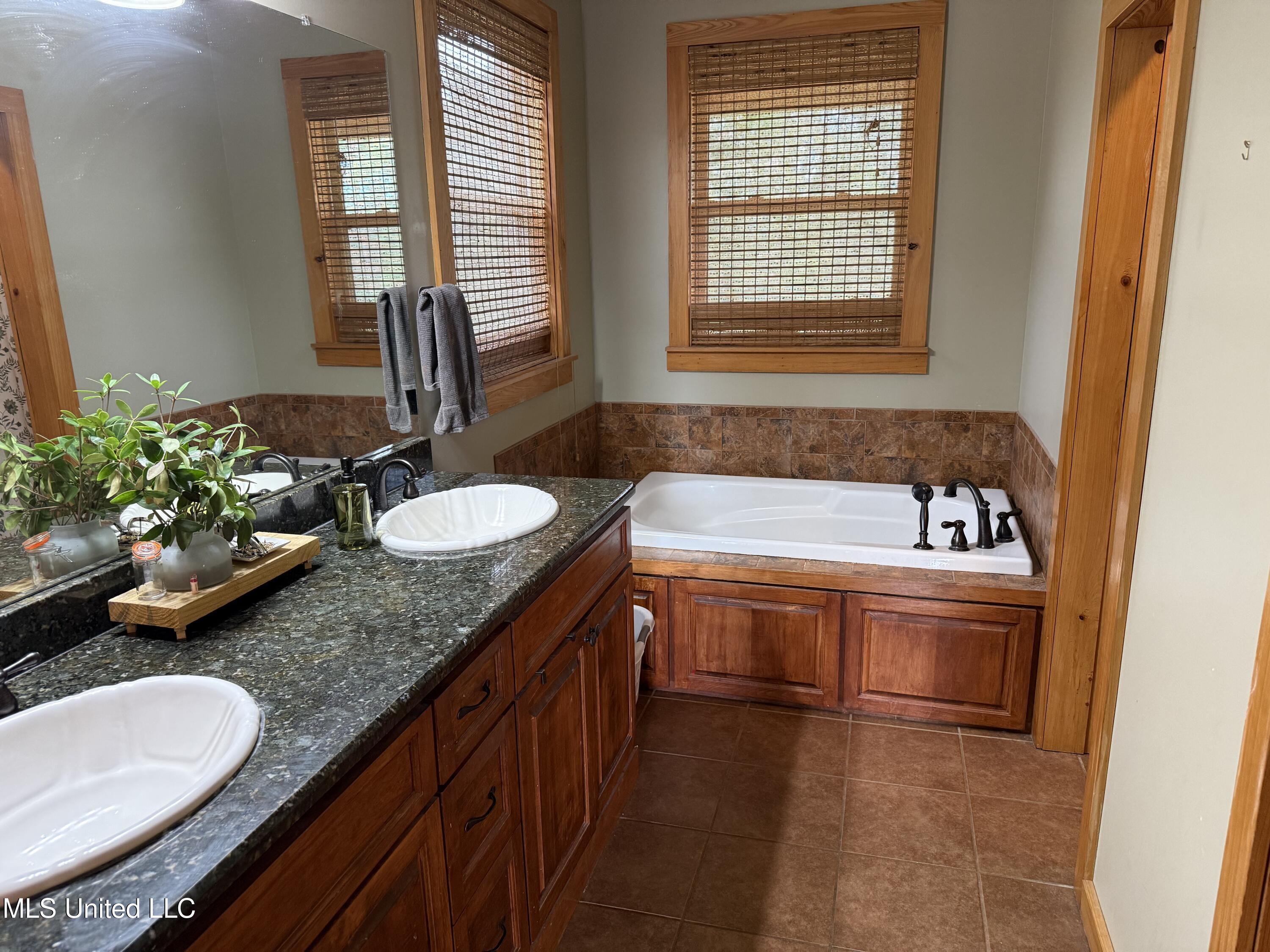 130 Beech Rd Road Property Photo 43