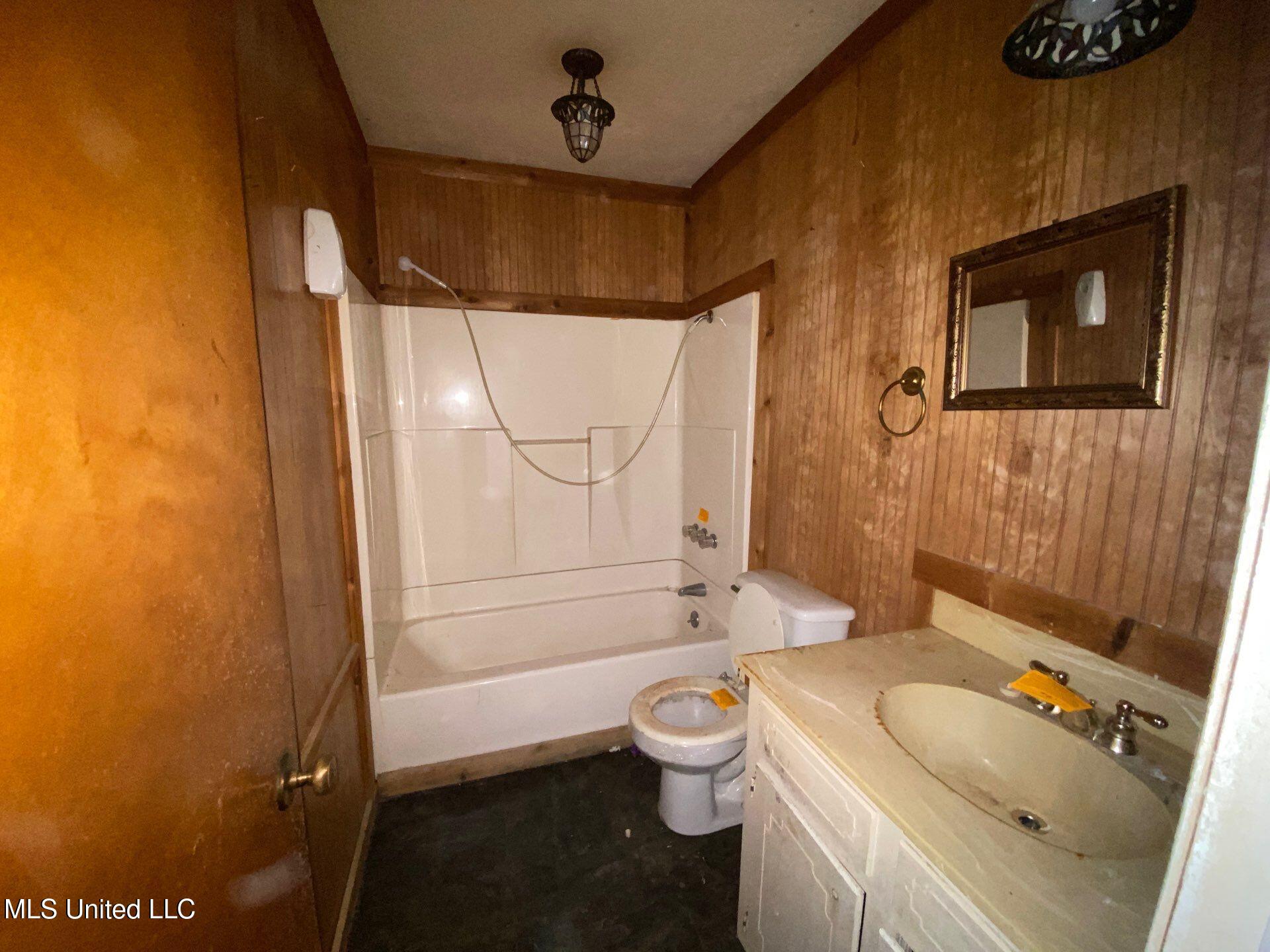 1608 Melrose Place Property Photo 13