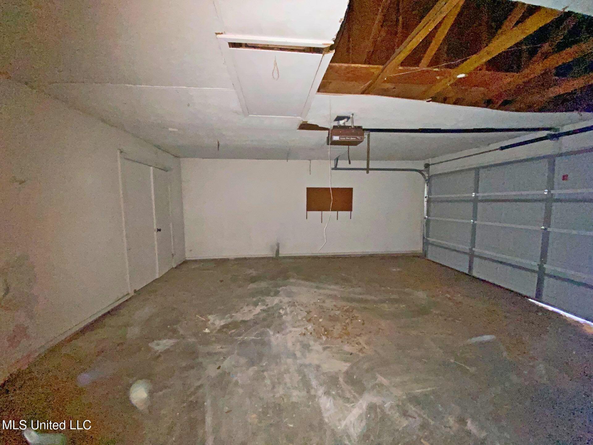 1608 Melrose Place Property Photo 15