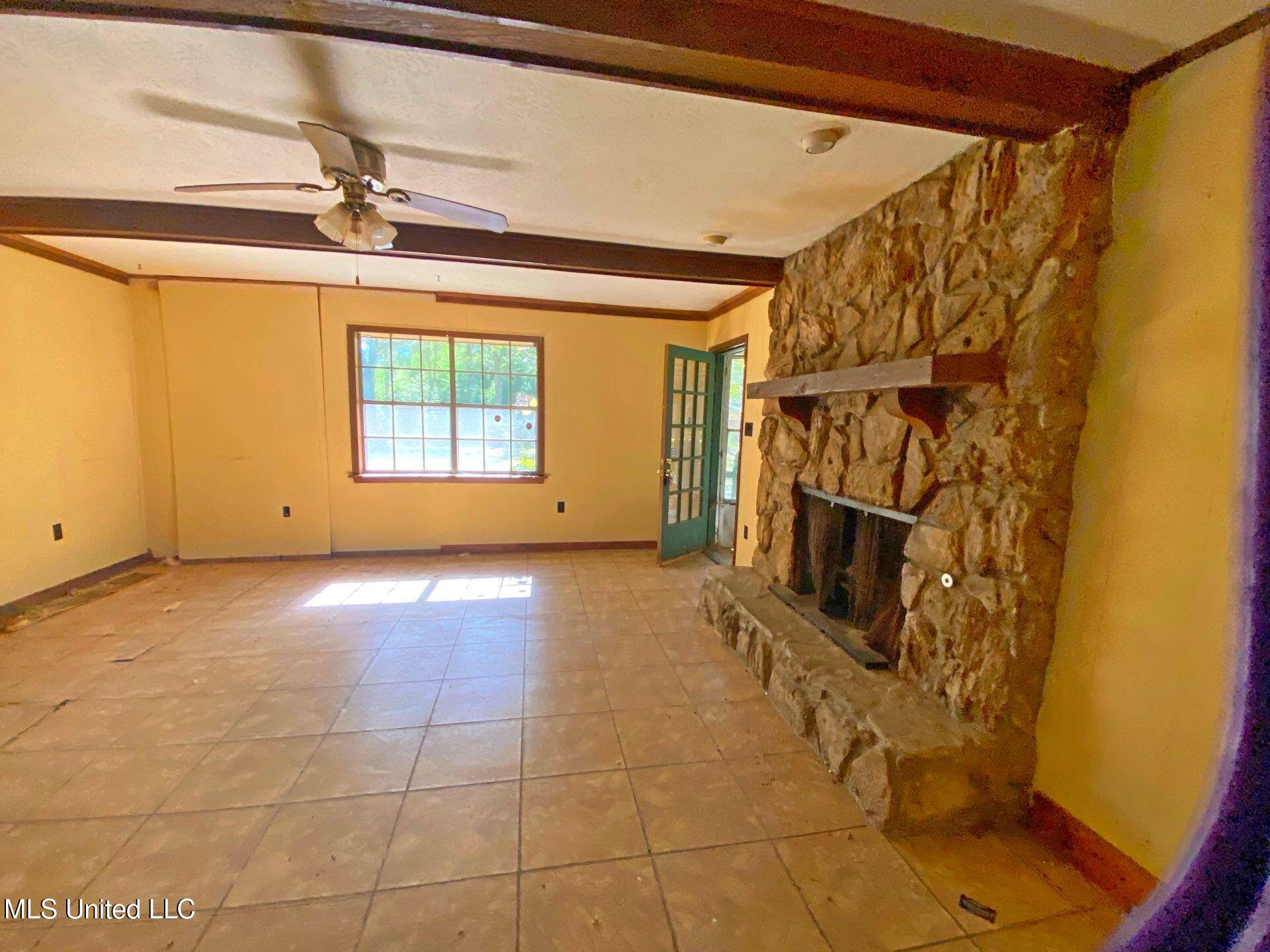 1608 Melrose Place Property Photo 16