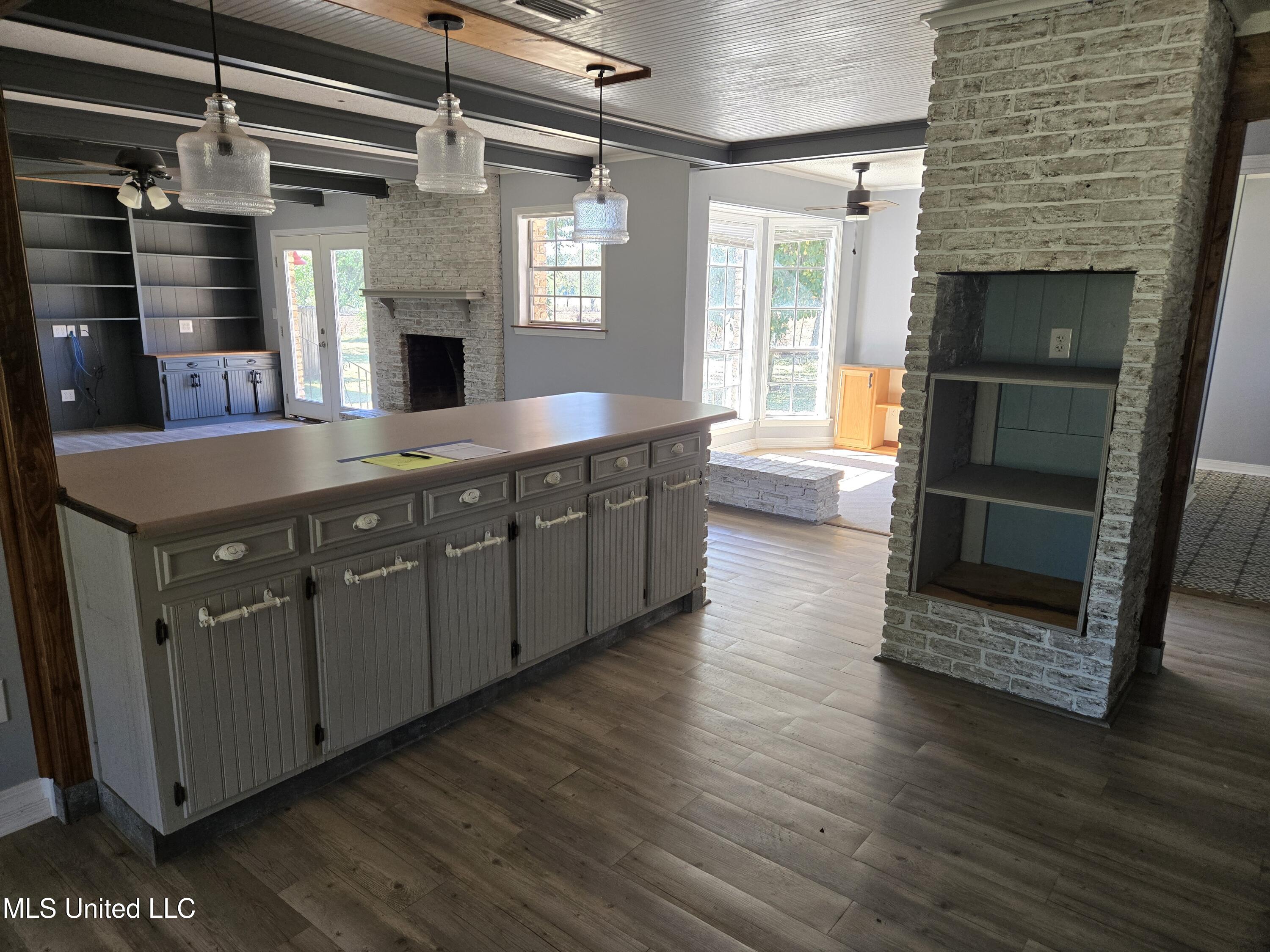 13165 Highway 613 Property Photo 6