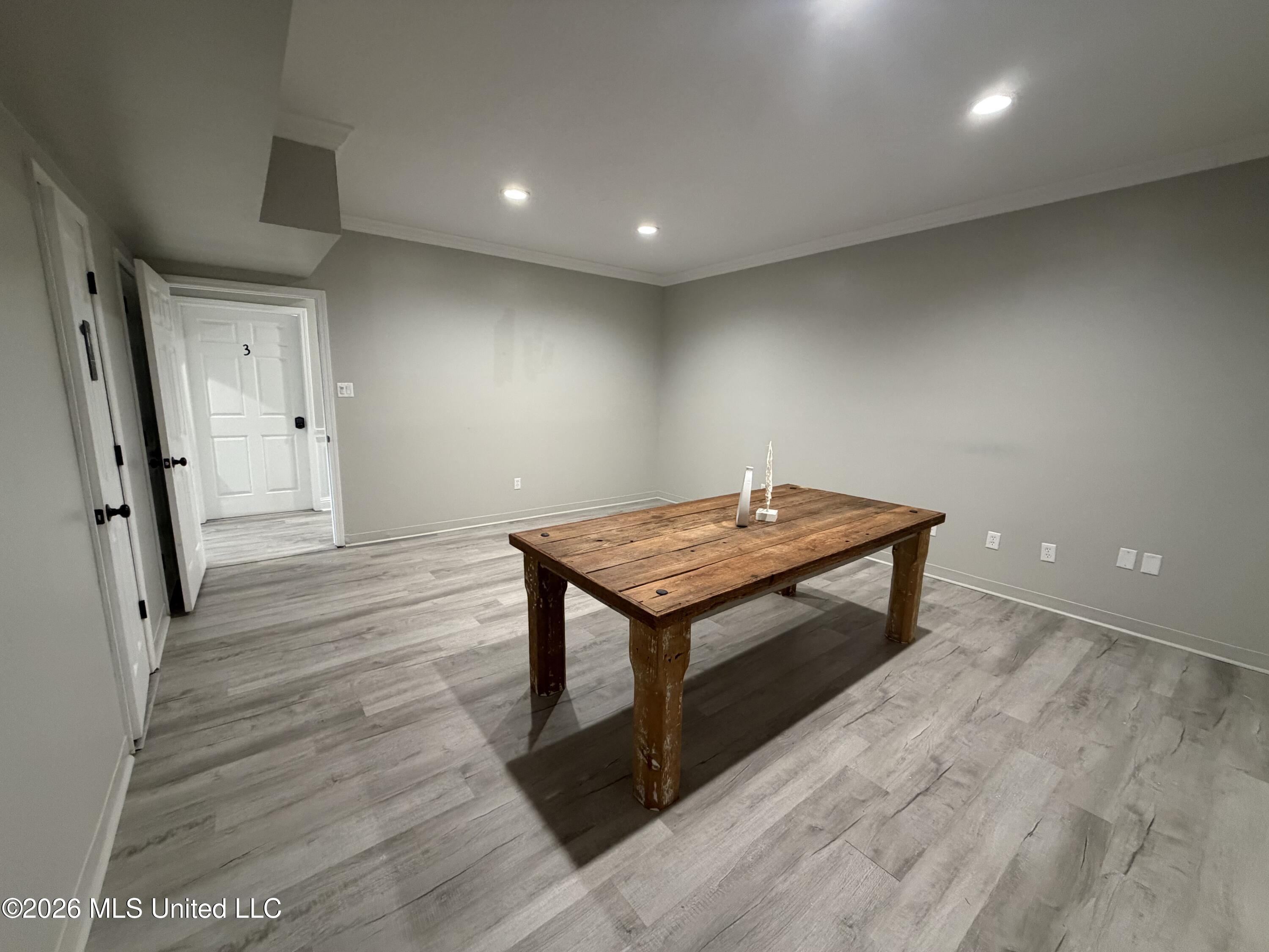 912 Convent Avenue Property Photo 14