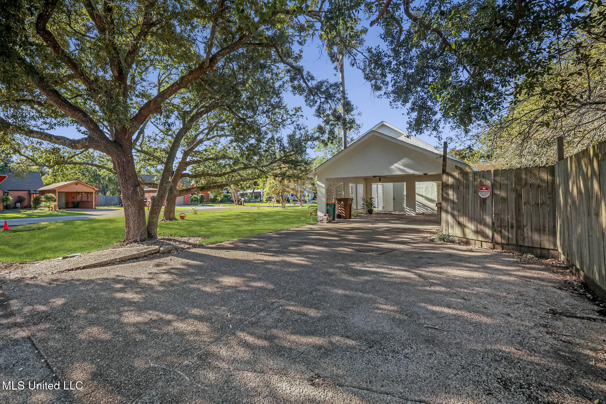 109 S S Wright Avenue Property Photo 7