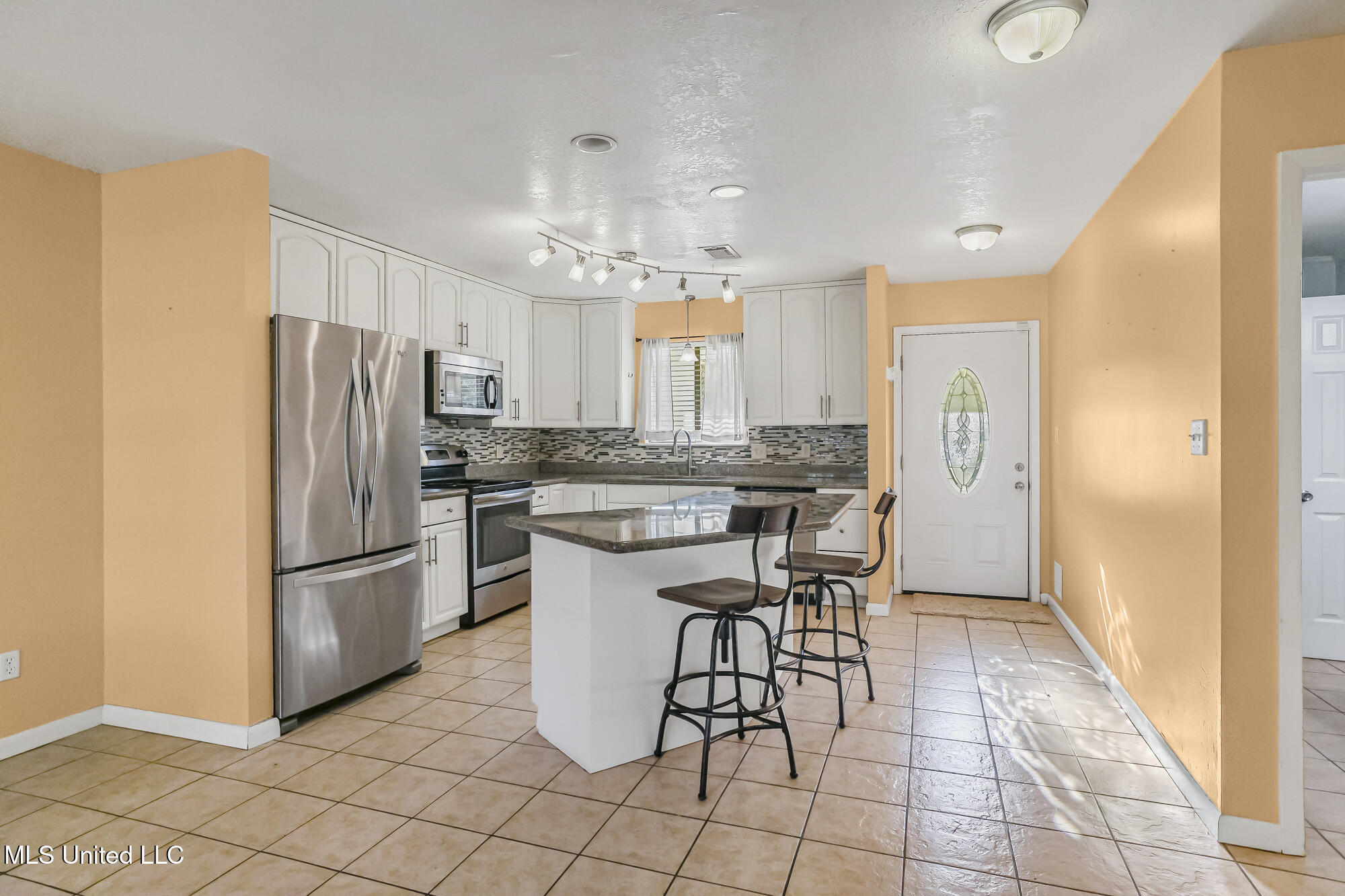 109 S S Wright Avenue Property Photo 10