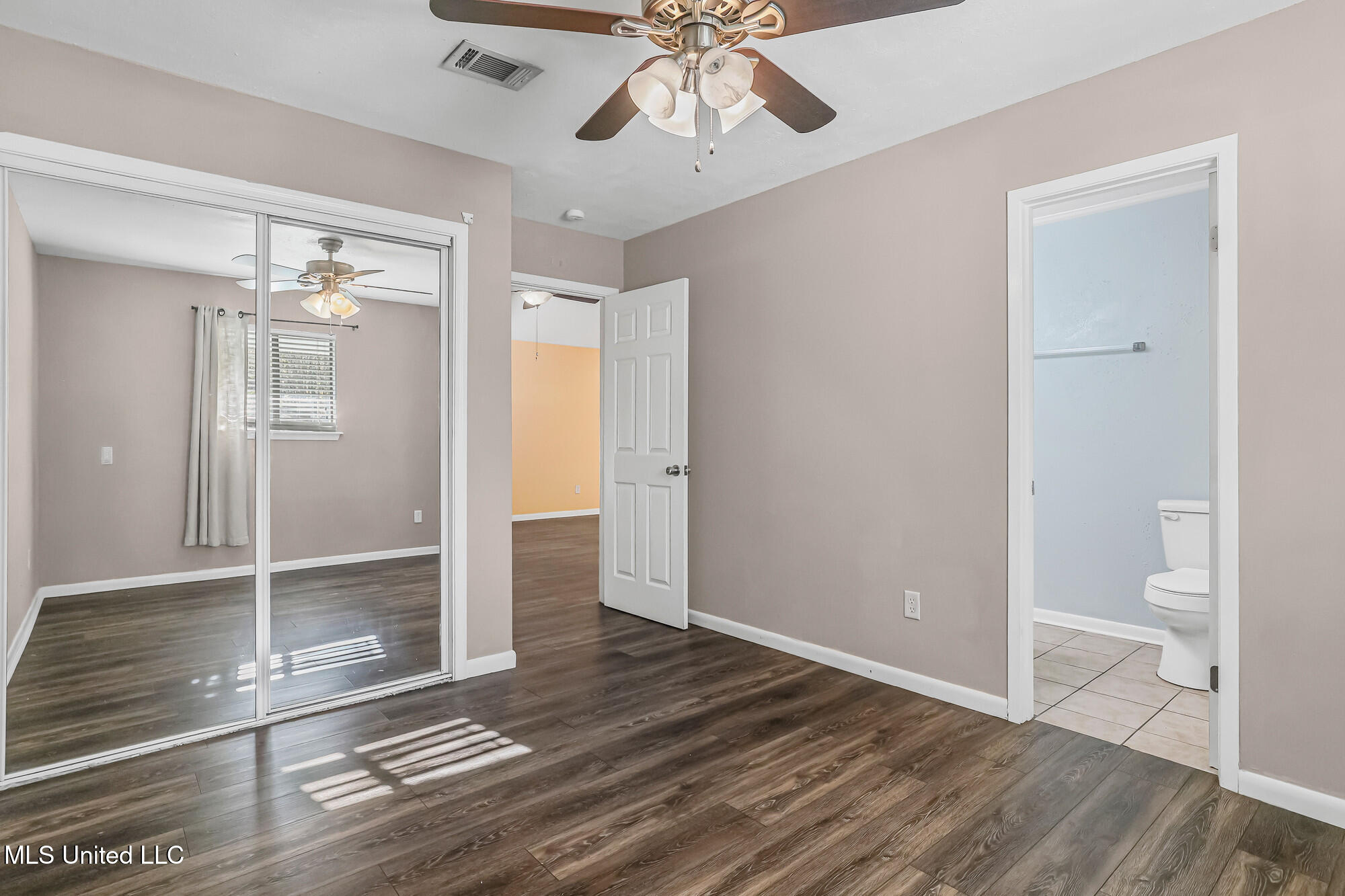 109 S S Wright Avenue Property Photo 21