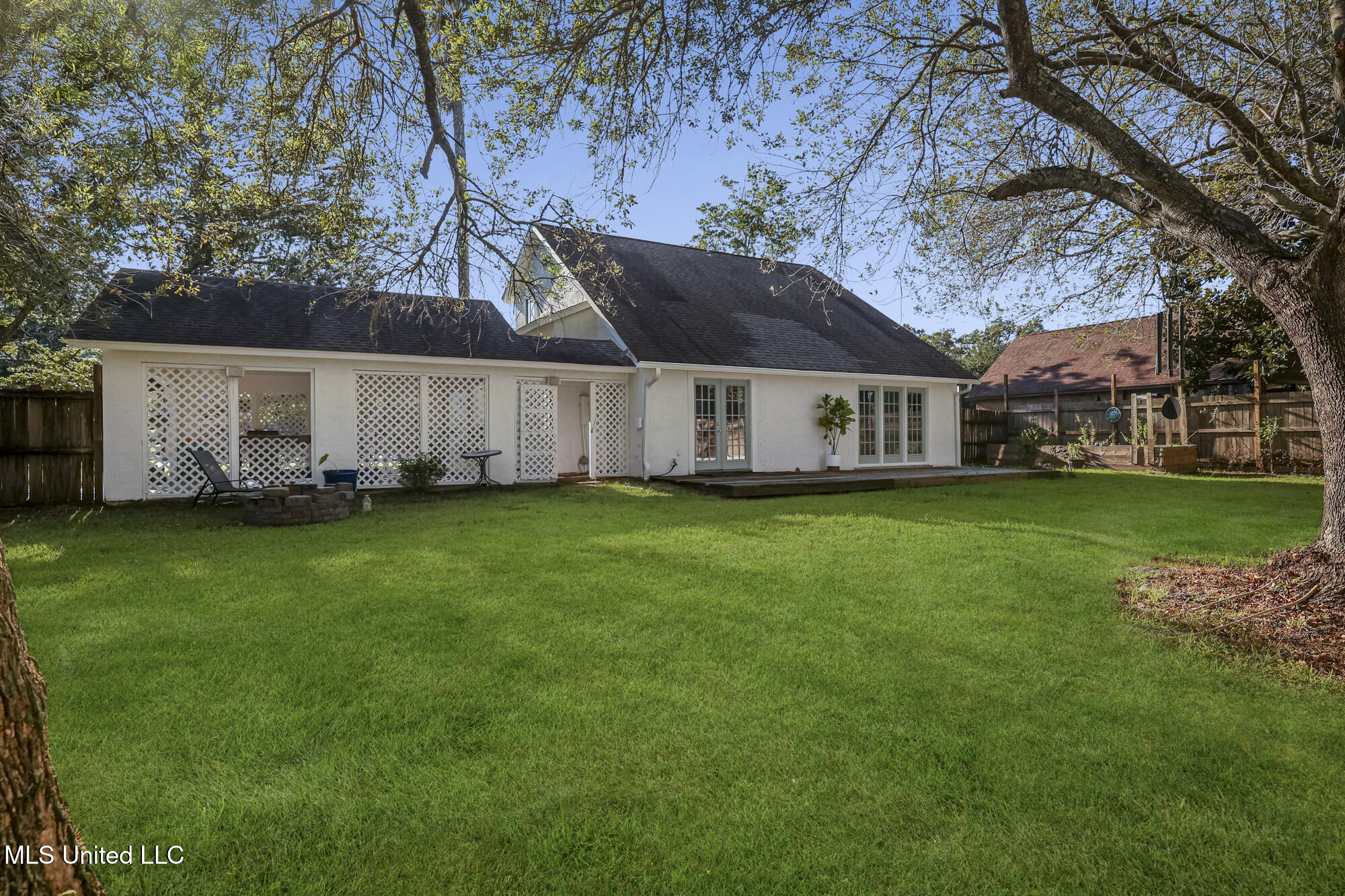 109 S S Wright Avenue Property Photo 25