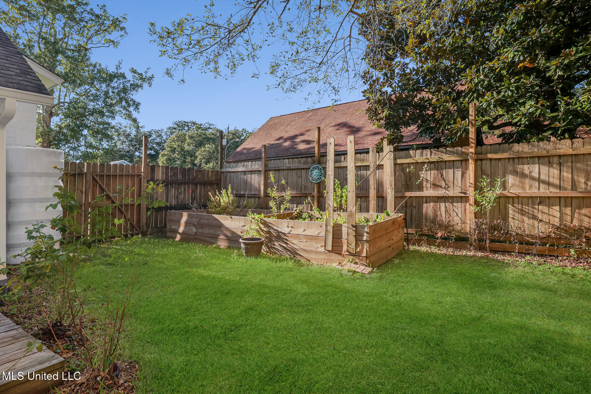 109 S S Wright Avenue Property Photo 29