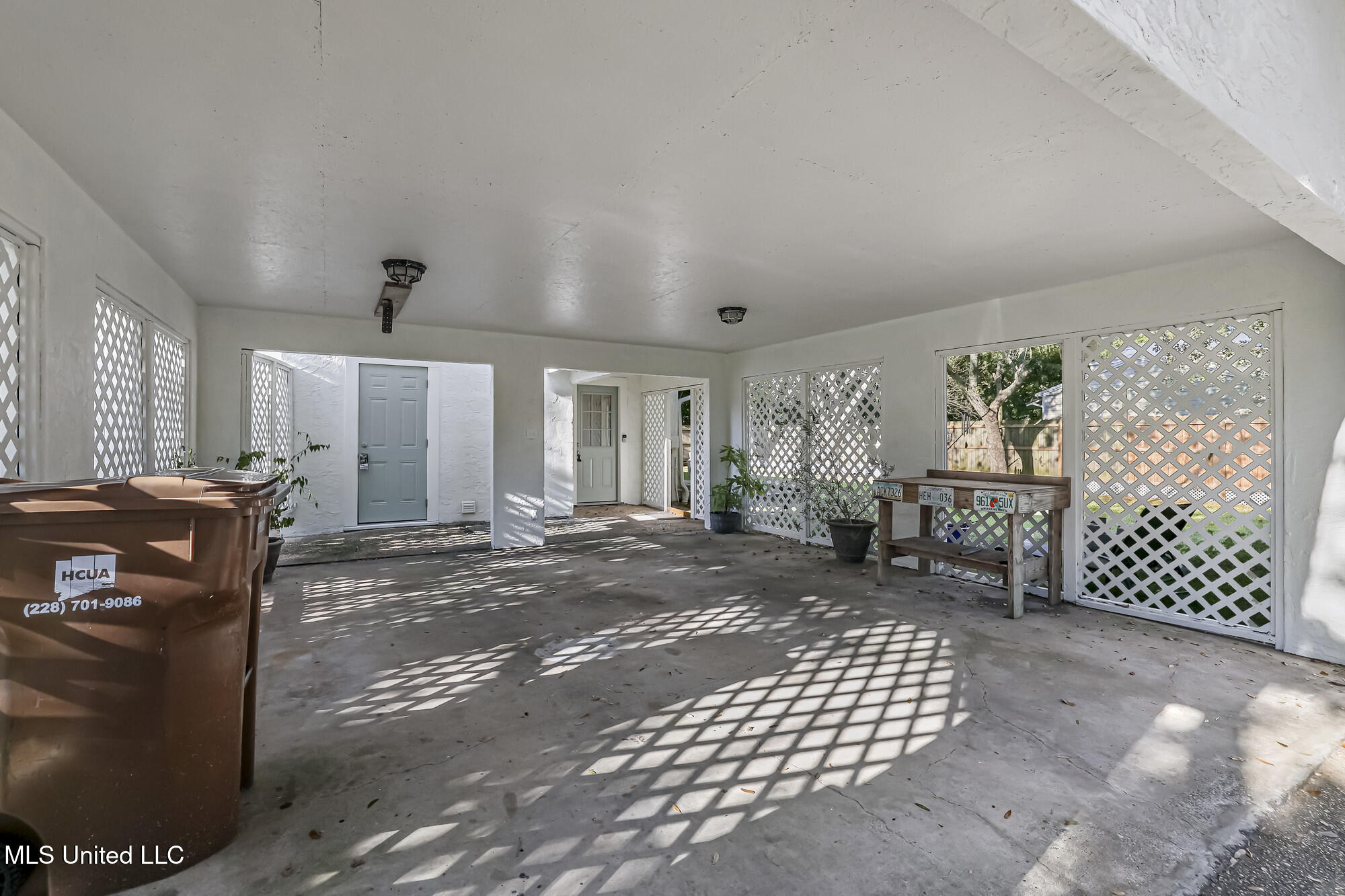 109 S S Wright Avenue Property Photo 32