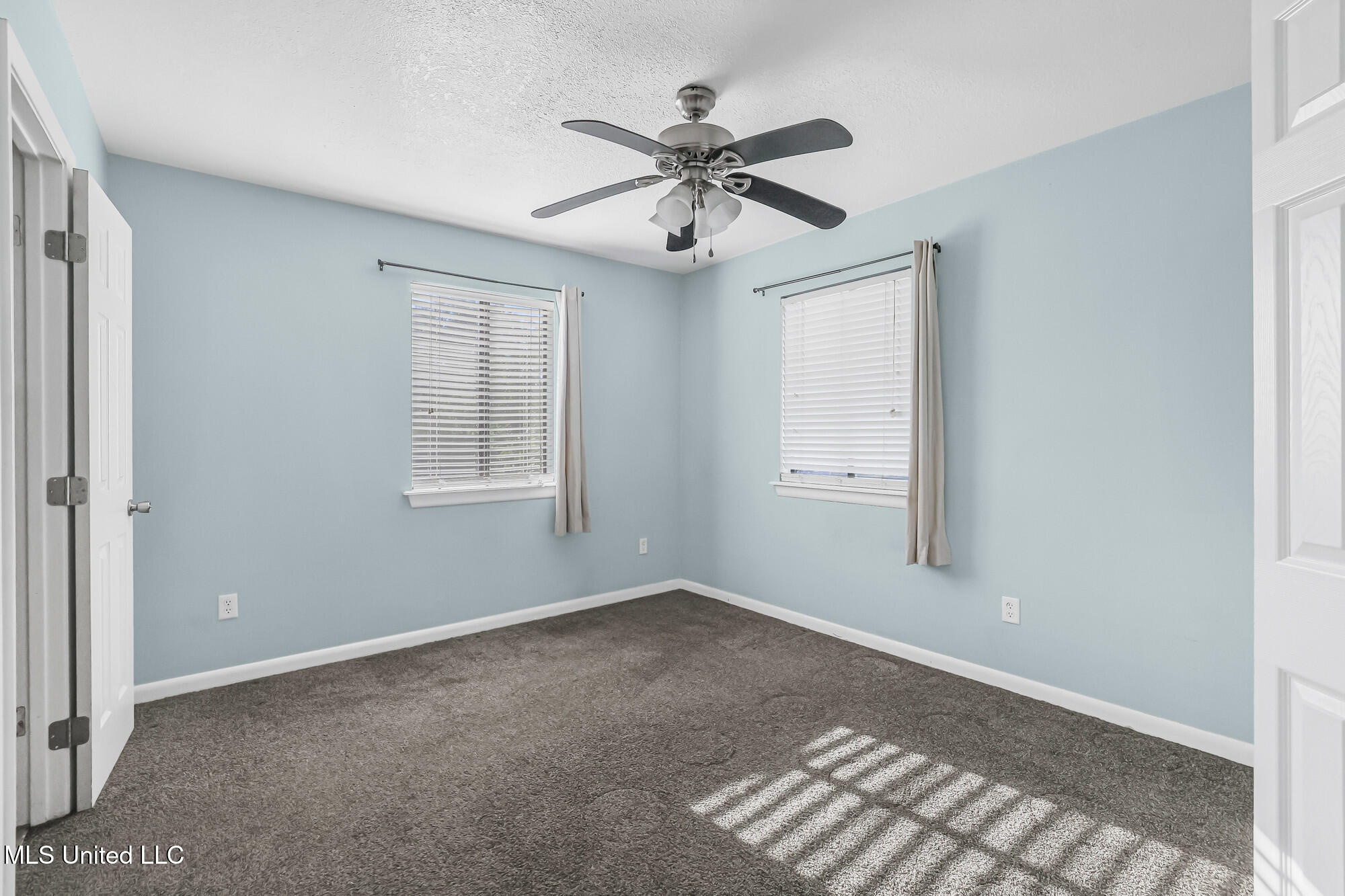 109 S S Wright Avenue Property Photo 35