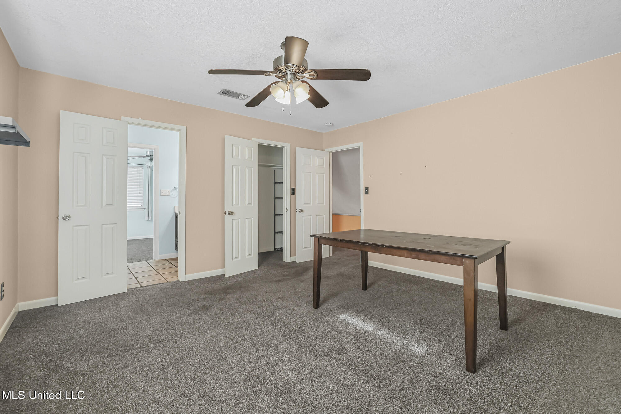 109 S S Wright Avenue Property Photo 40