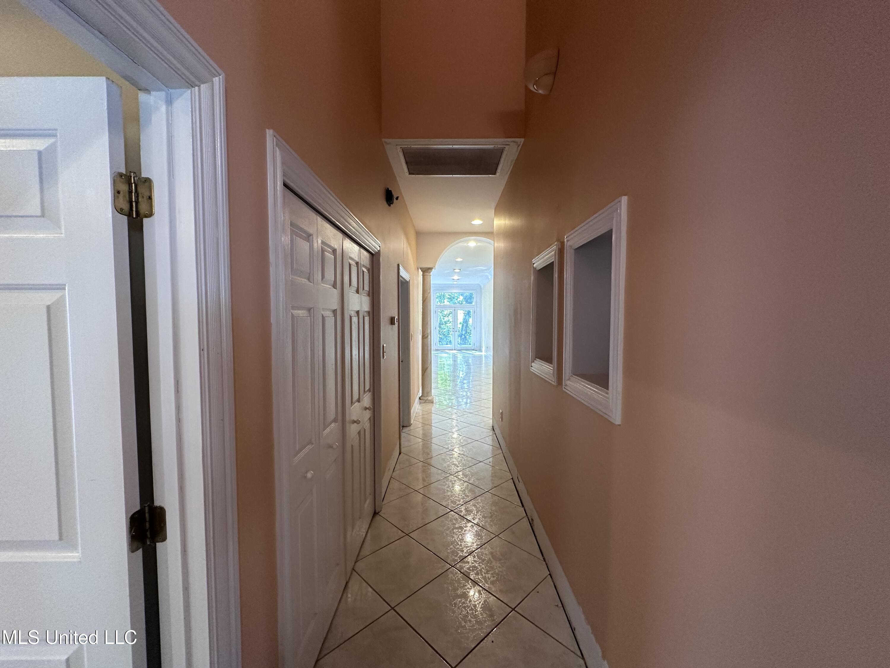 721 24th Street Property Photo 4