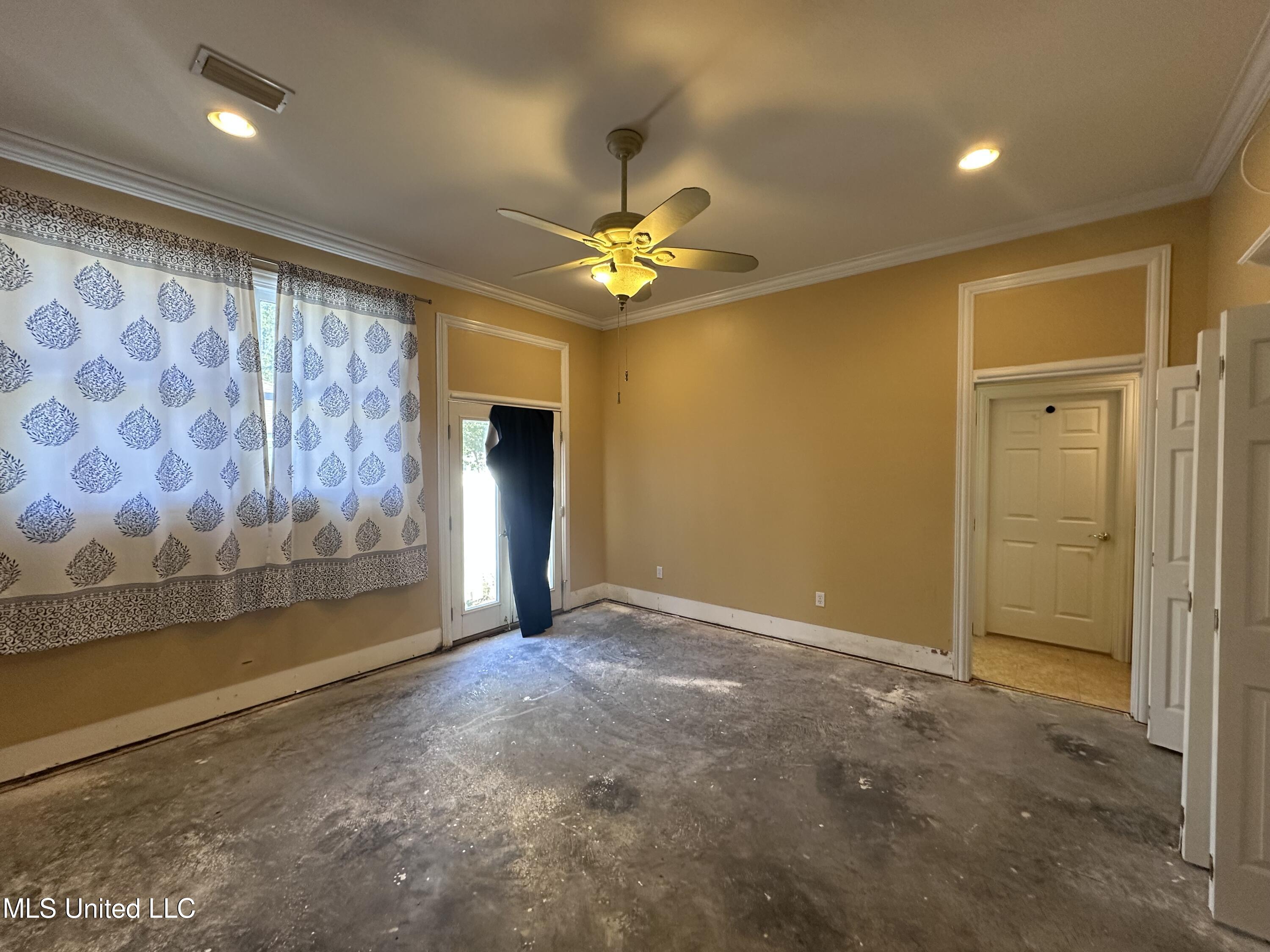 721 24th Street Property Photo 16