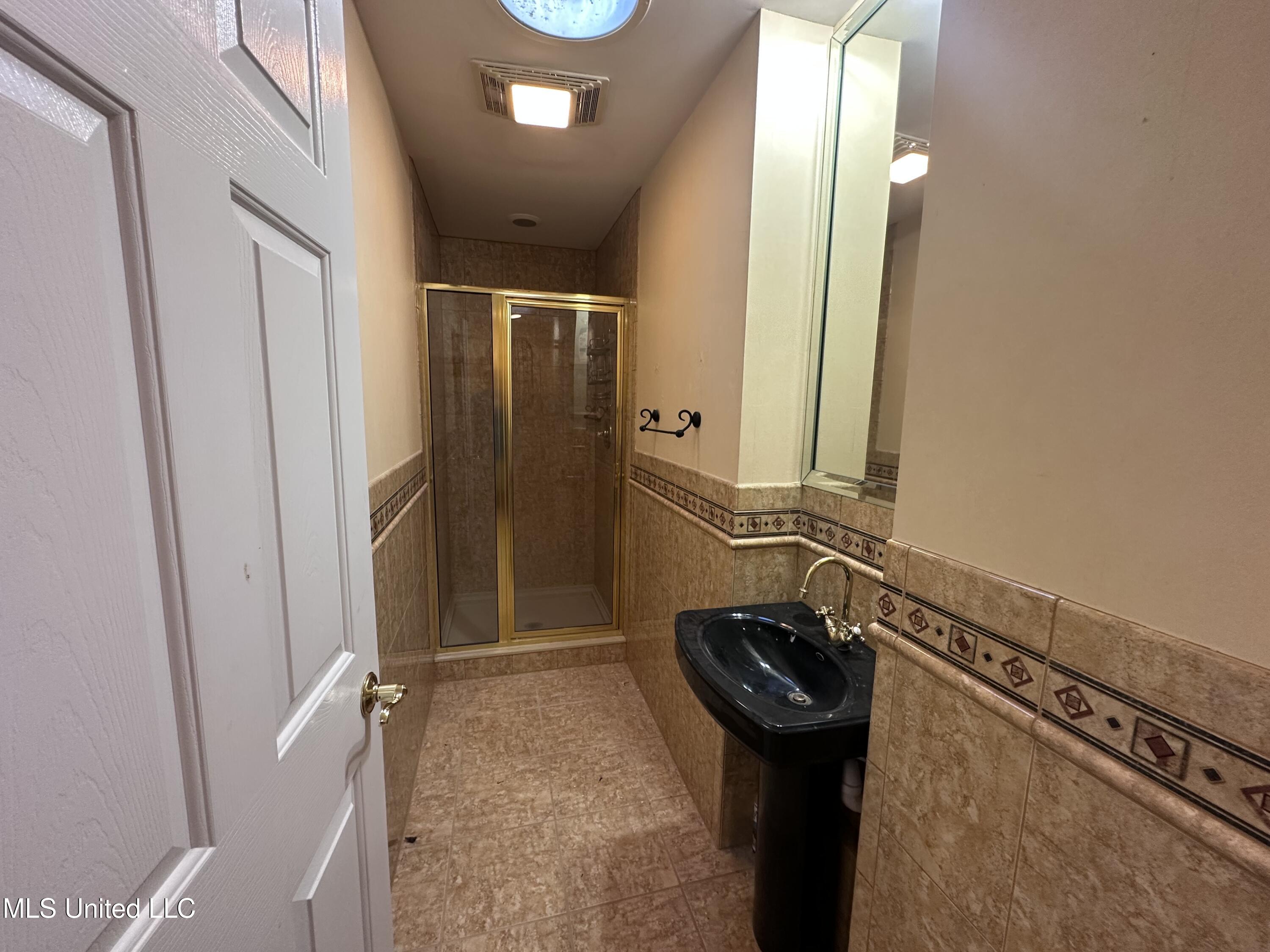 721 24th Street Property Photo 19