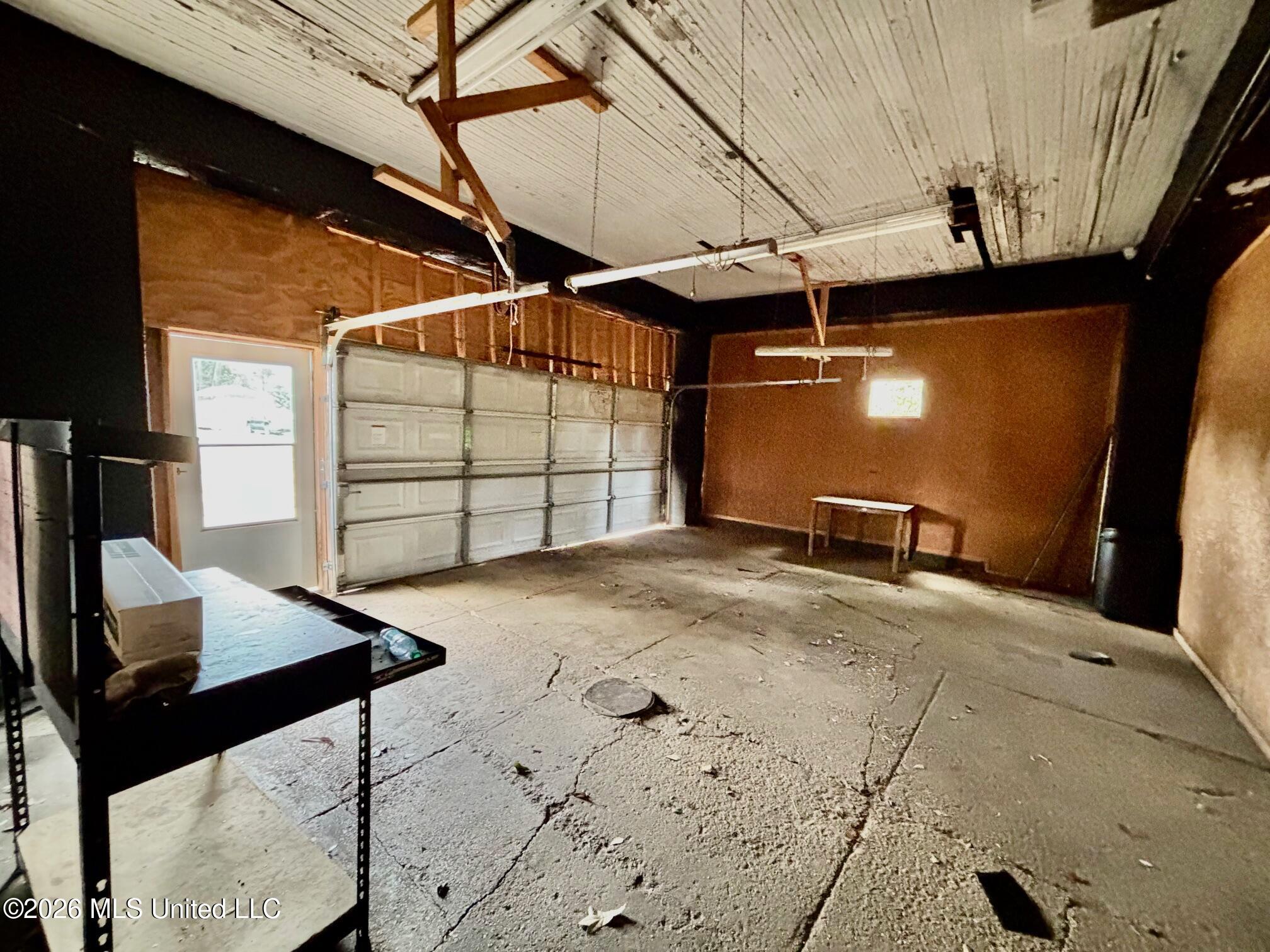 506 W Georgia Avenue Property Photo 10