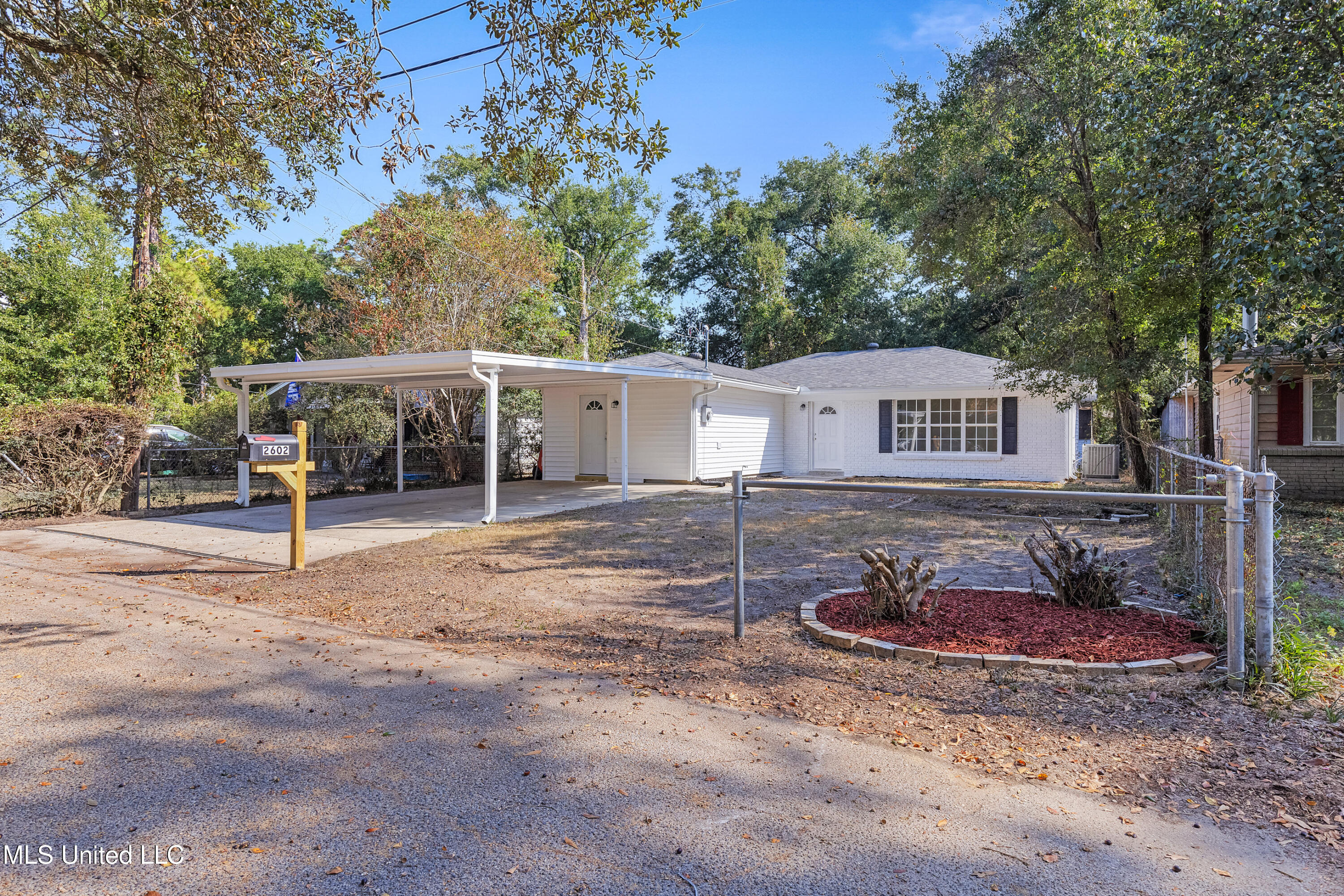 2602 Kenneth Avenue Property Photo 1