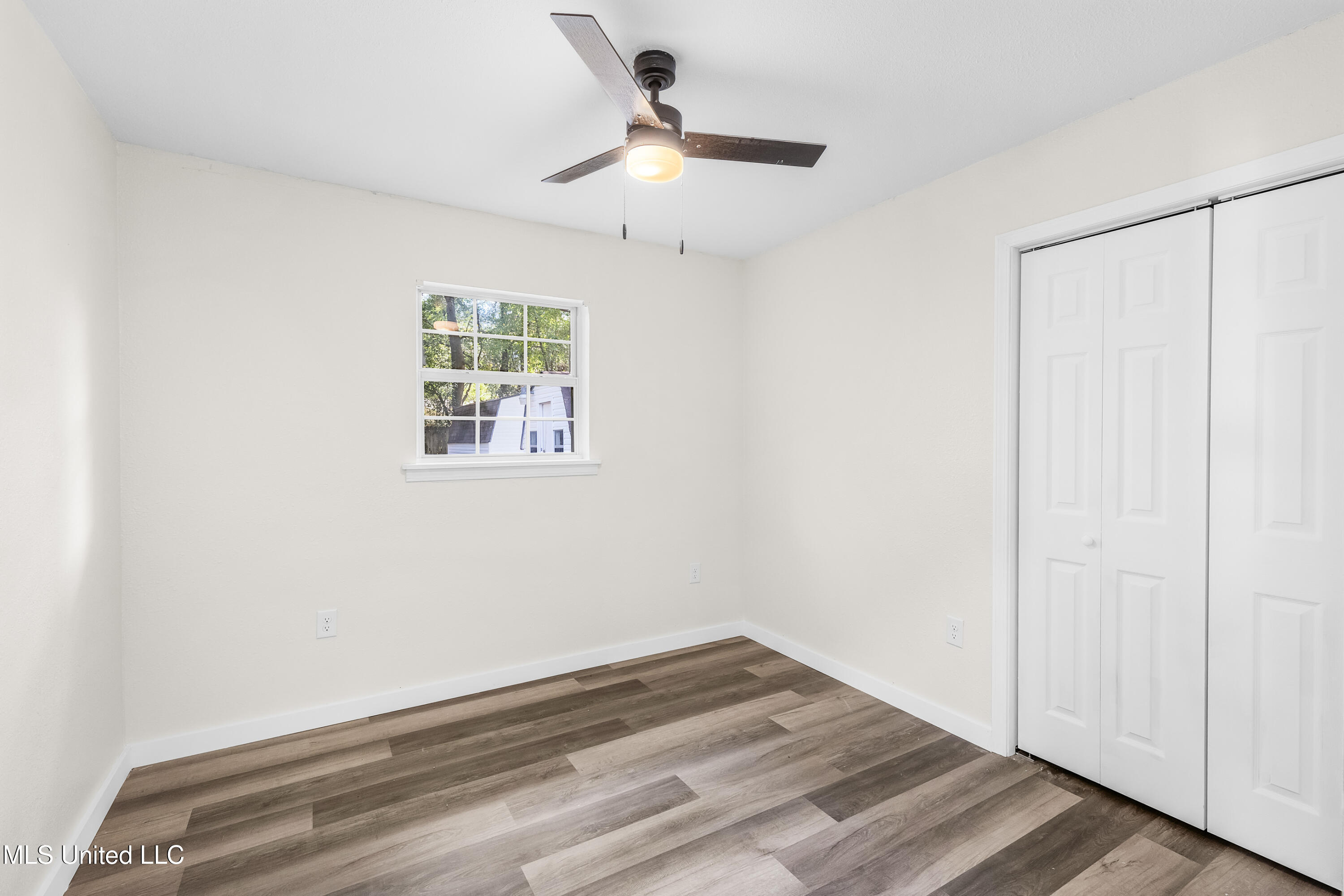 2602 Kenneth Avenue Property Photo 13