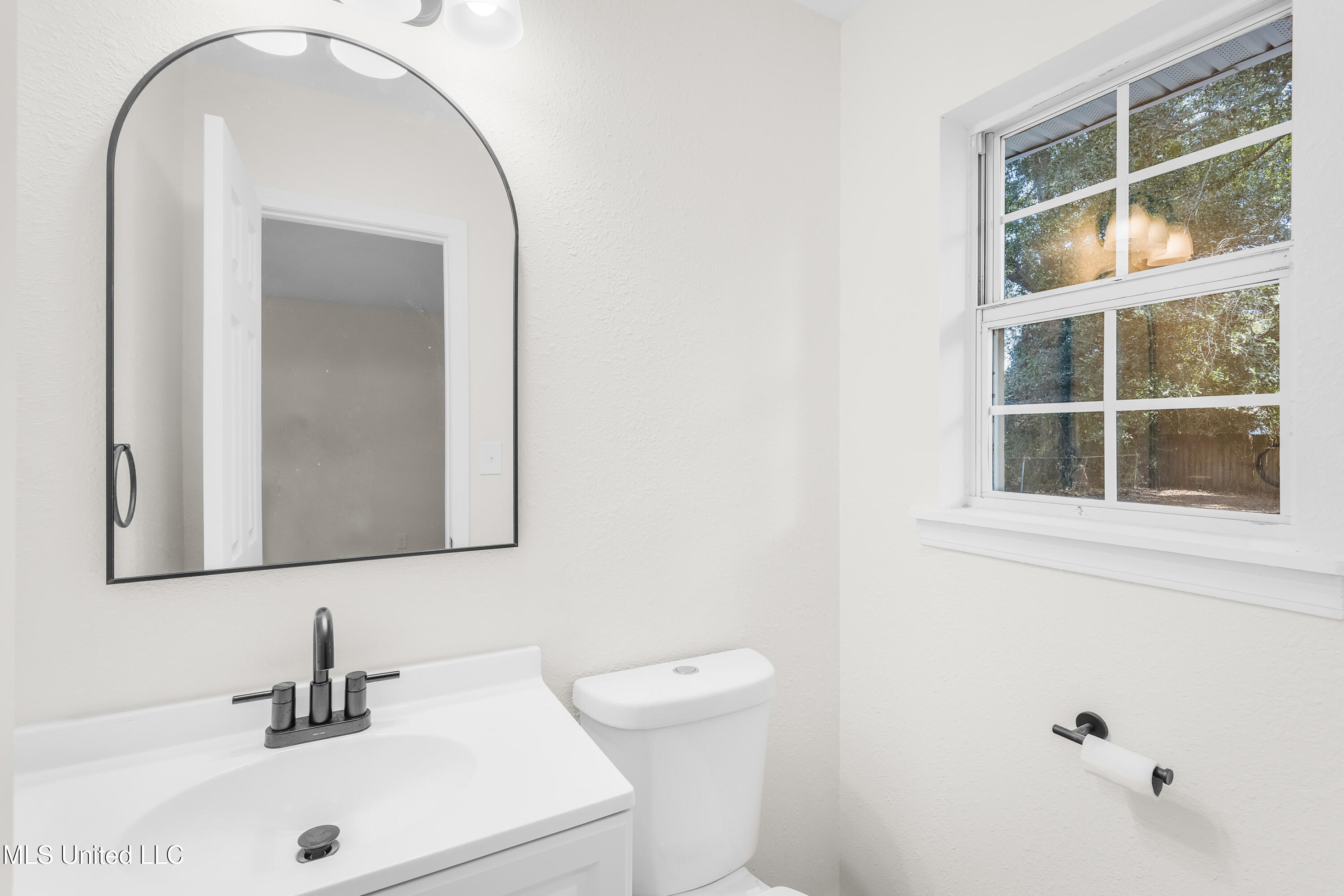 2602 Kenneth Avenue Property Photo 17