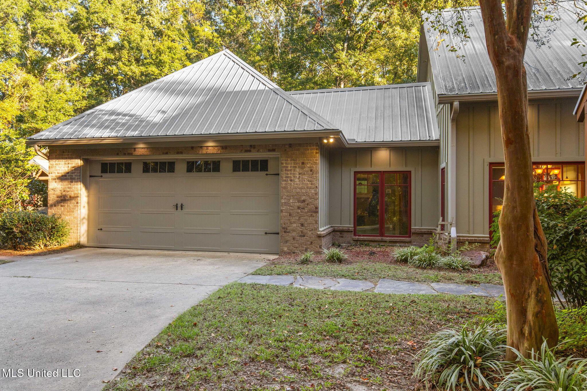 19 Devonshire Way Property Photo 9