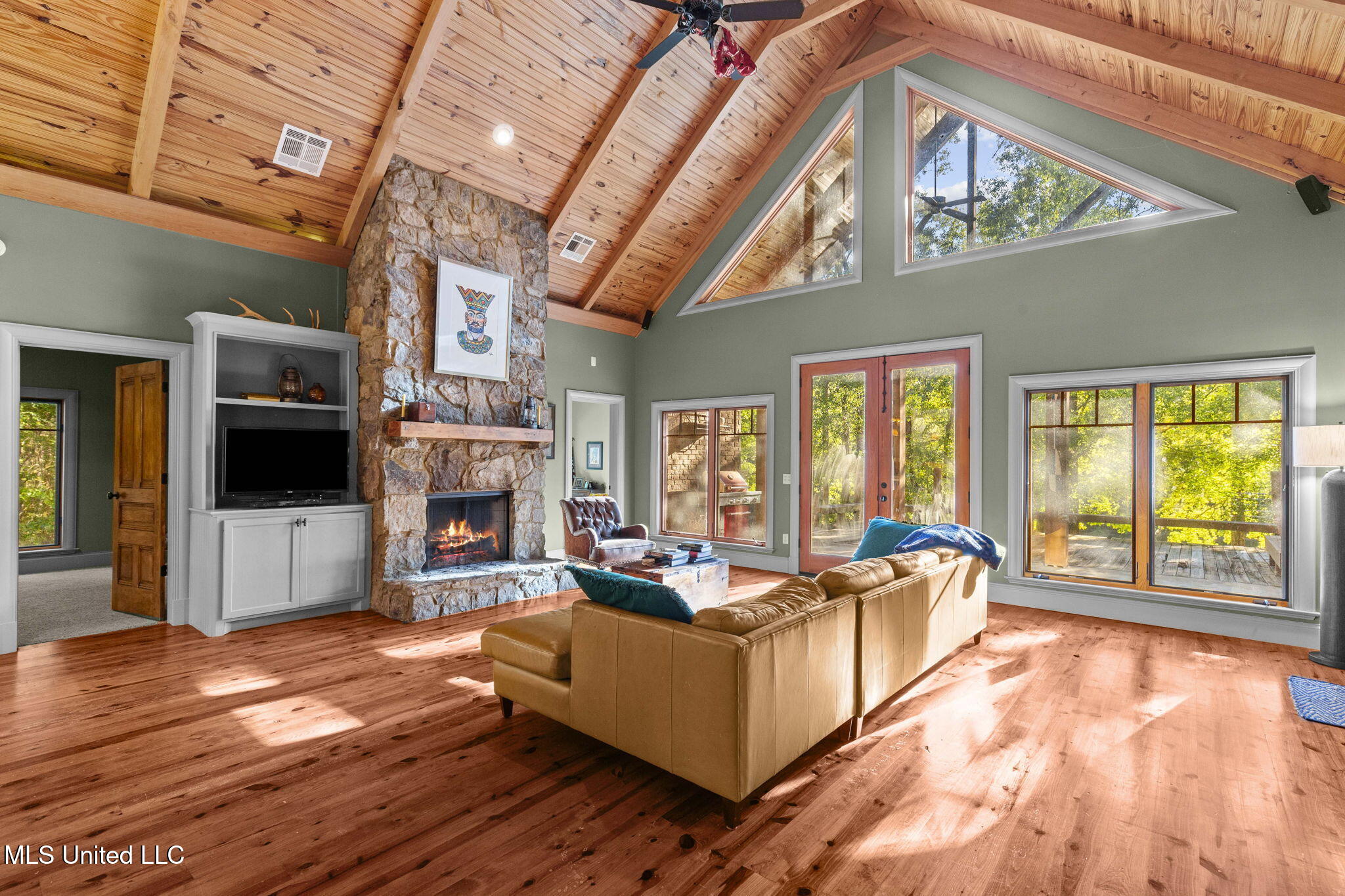 19 Devonshire Way Property Photo 23