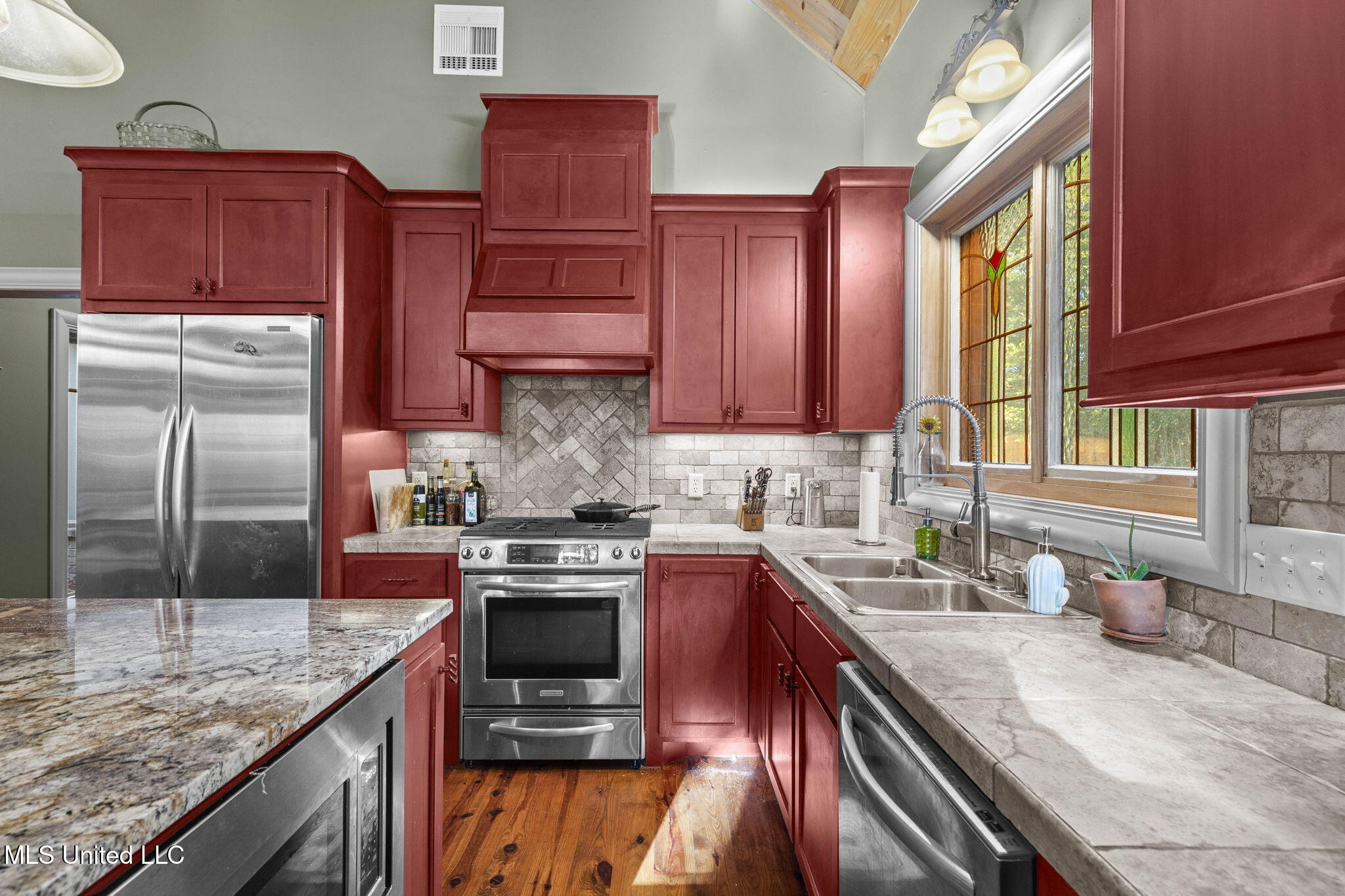 19 Devonshire Way Property Photo 34