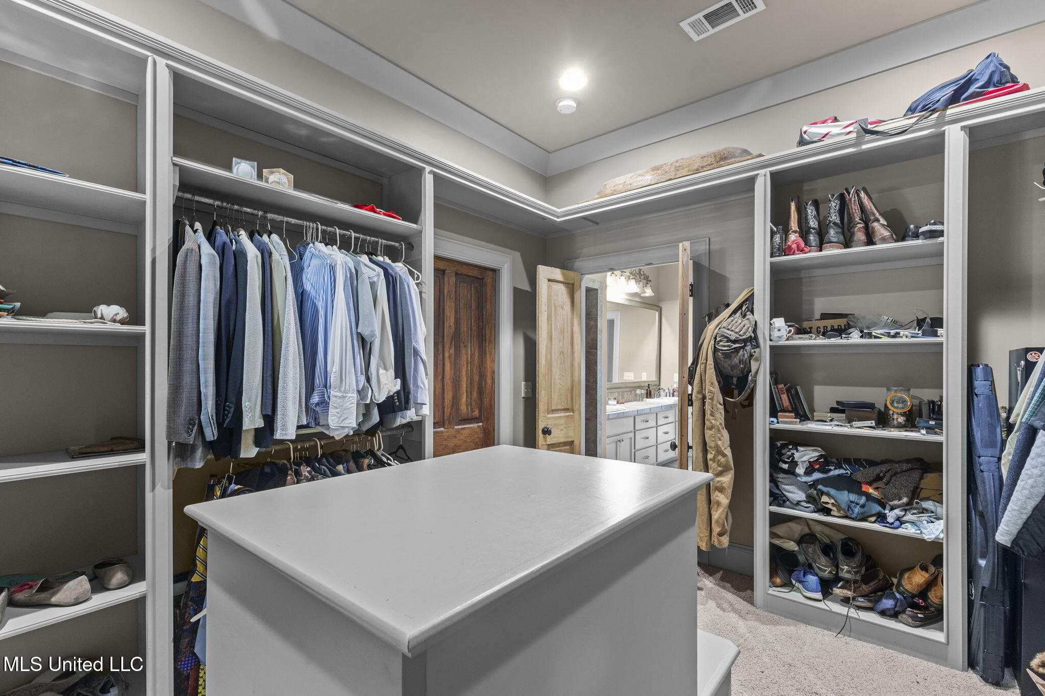 19 Devonshire Way Property Photo 47