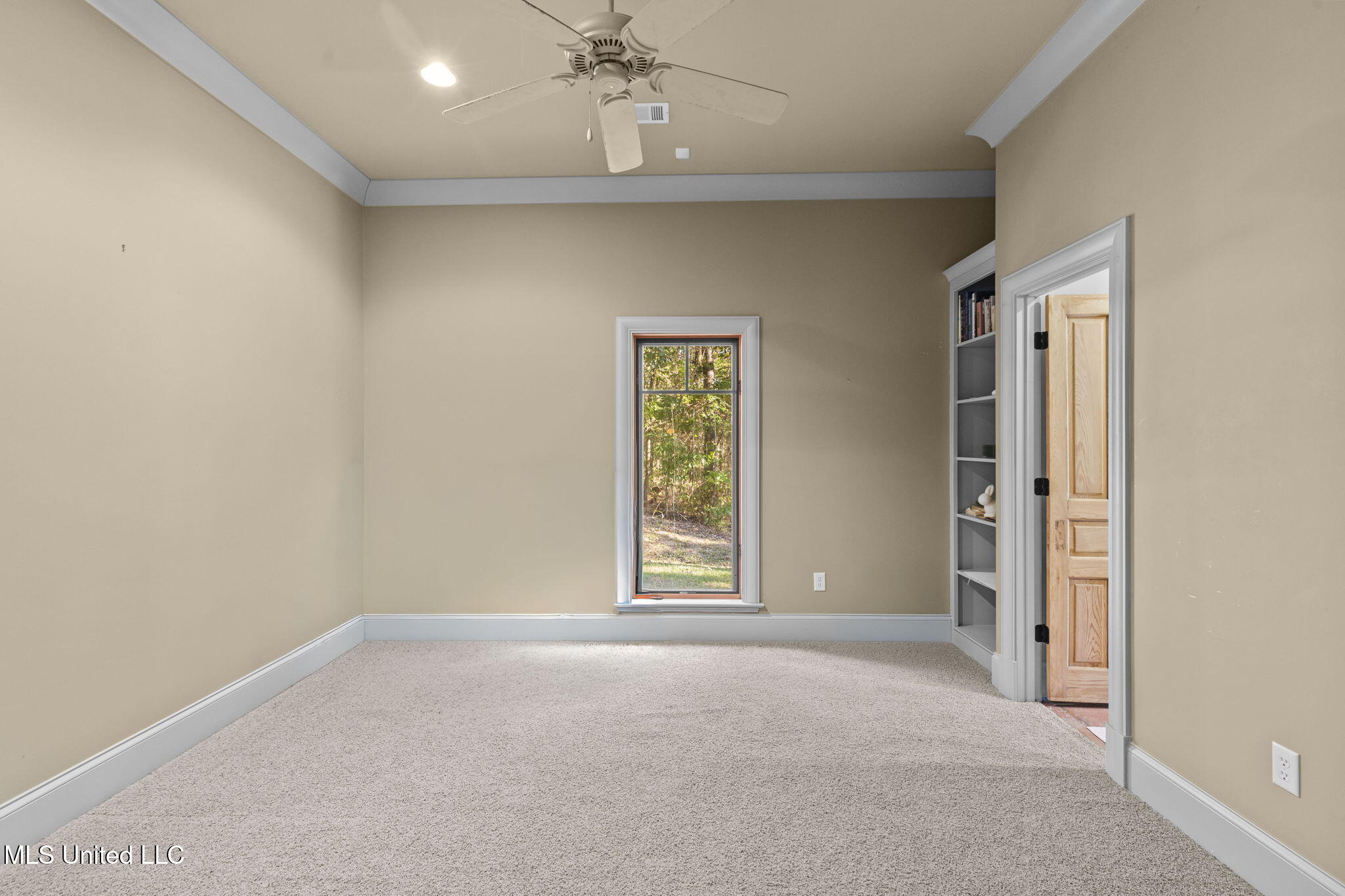 19 Devonshire Way Property Photo 48