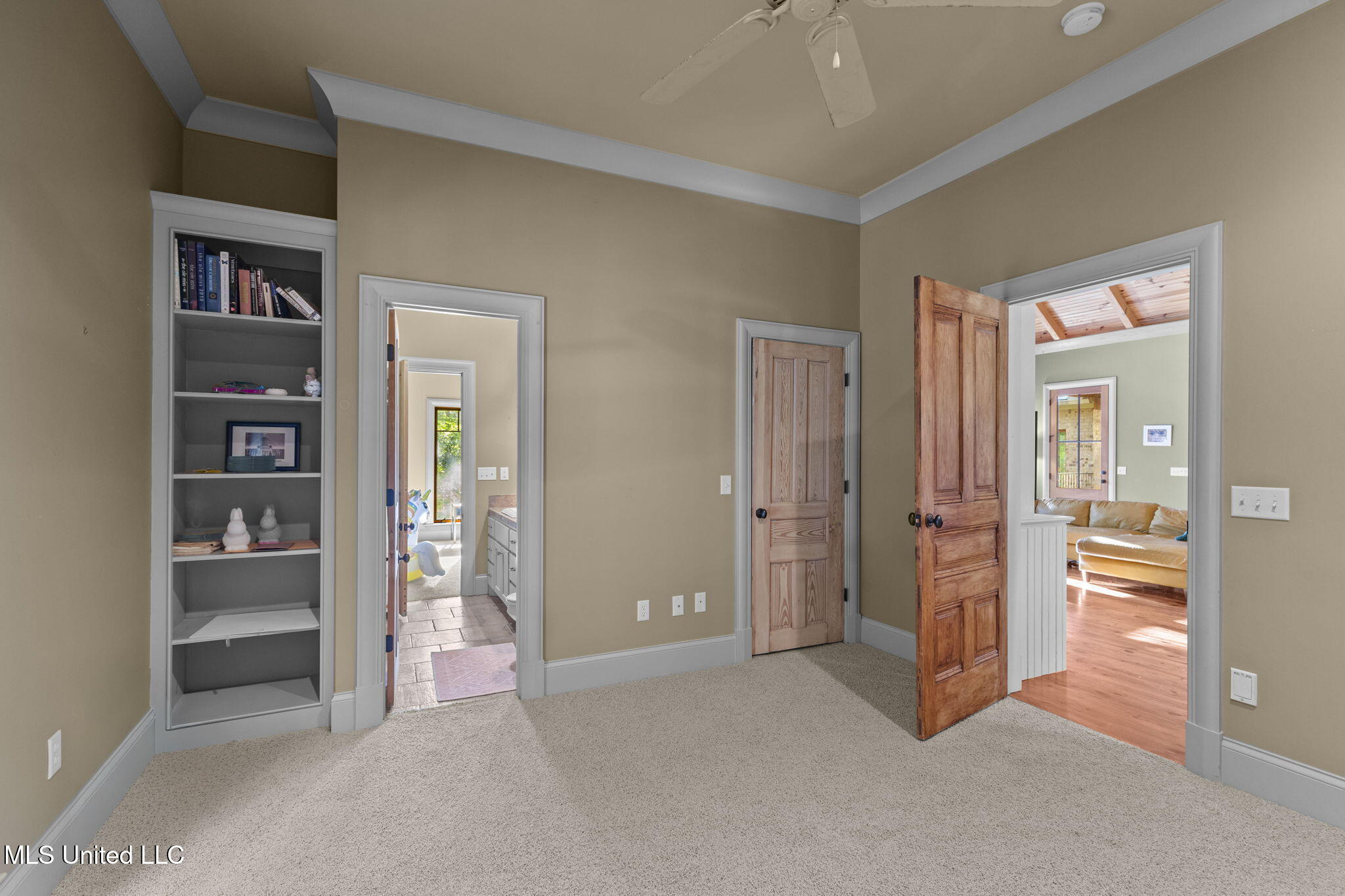 19 Devonshire Way Property Photo 49