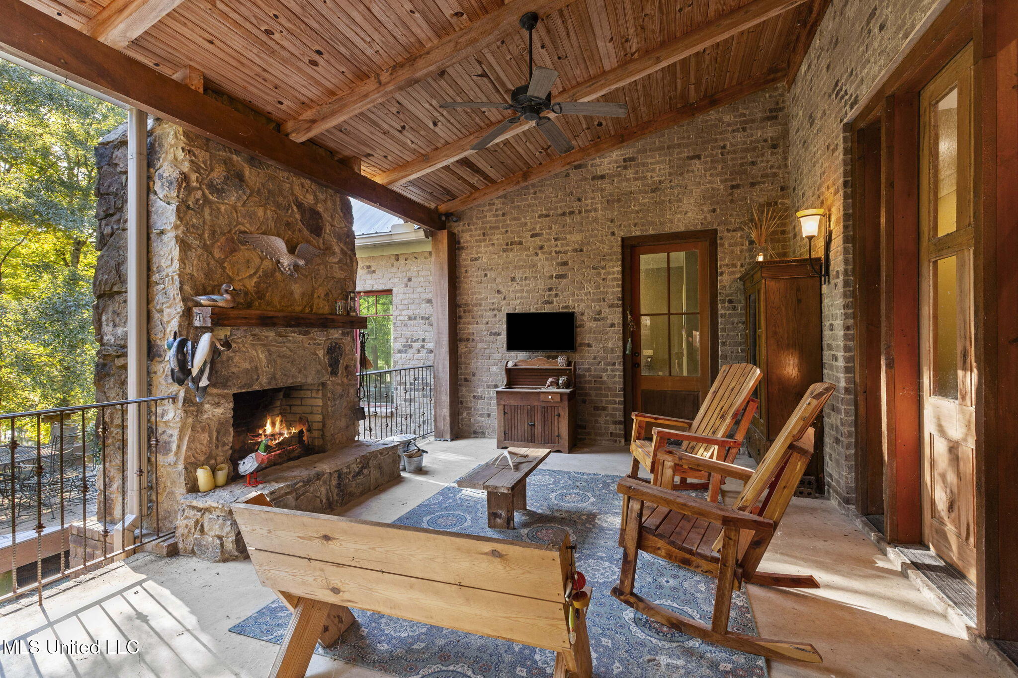 19 Devonshire Way Property Photo 53