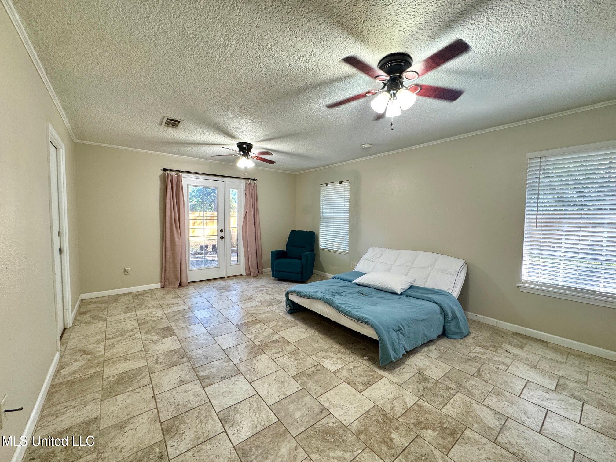 304 Fairview Drive Property Photo 12