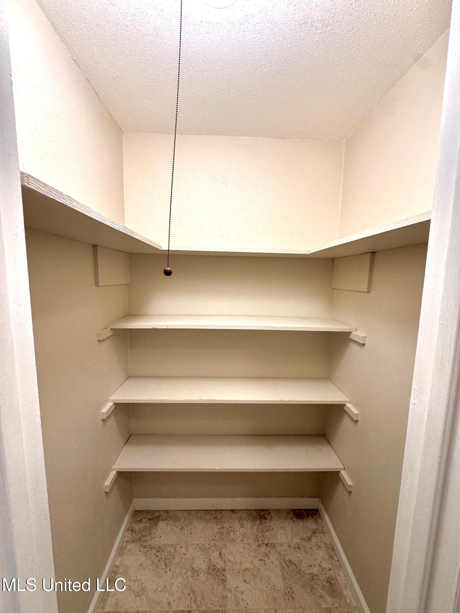 304 Fairview Drive Property Photo 16