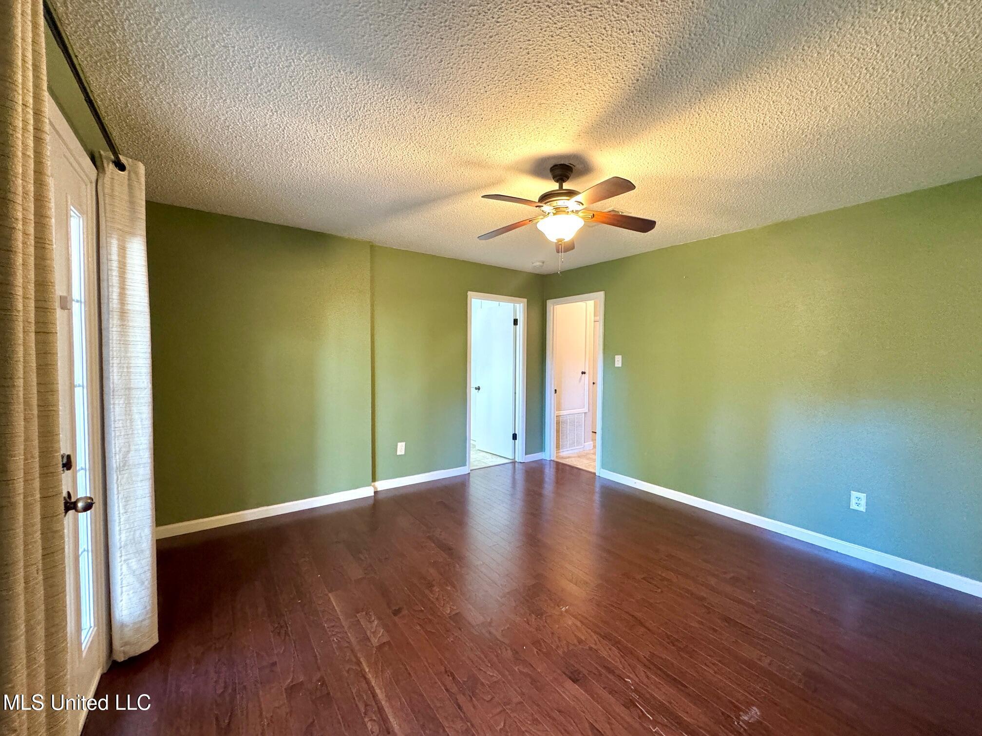 304 Fairview Drive Property Photo 23