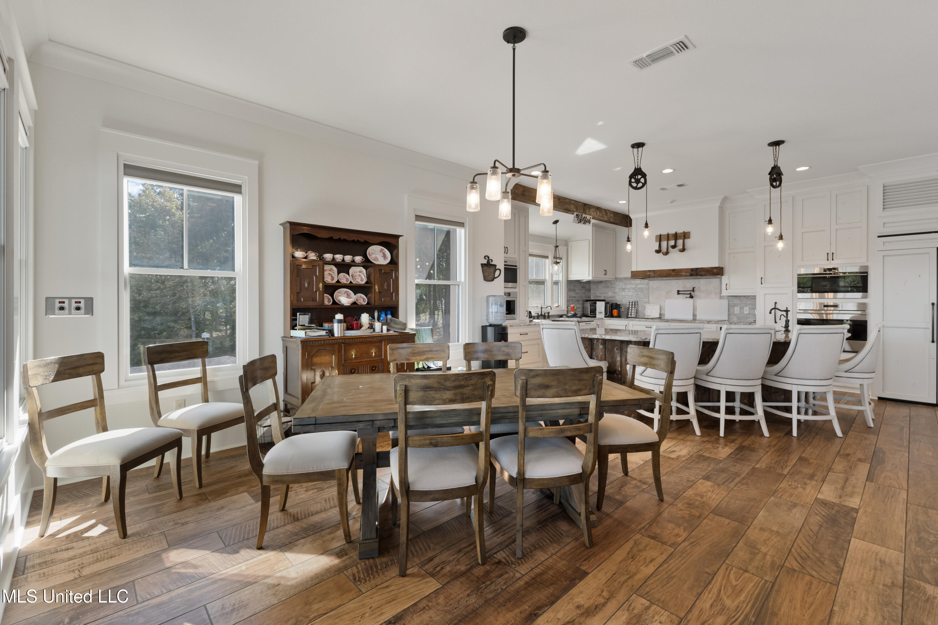 59 Log Wagon Trail Property Photo 10