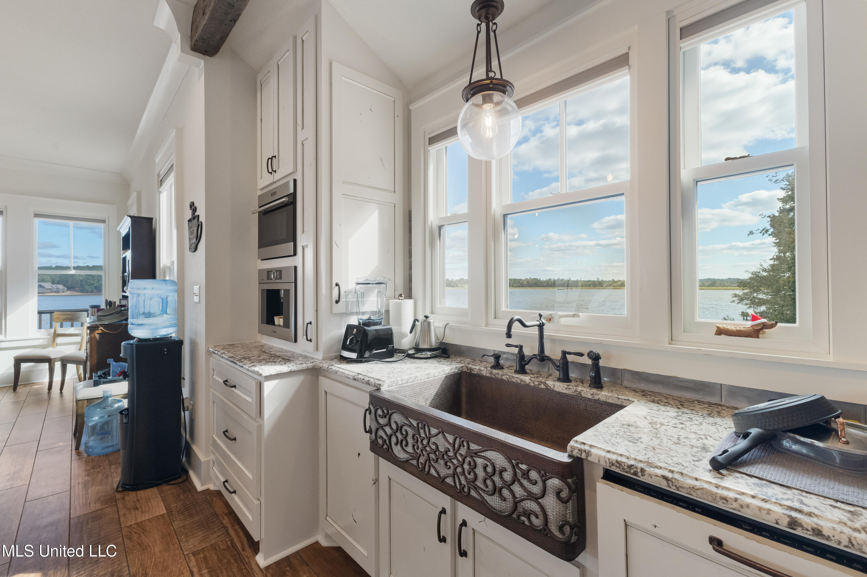 59 Log Wagon Trail Property Photo 17