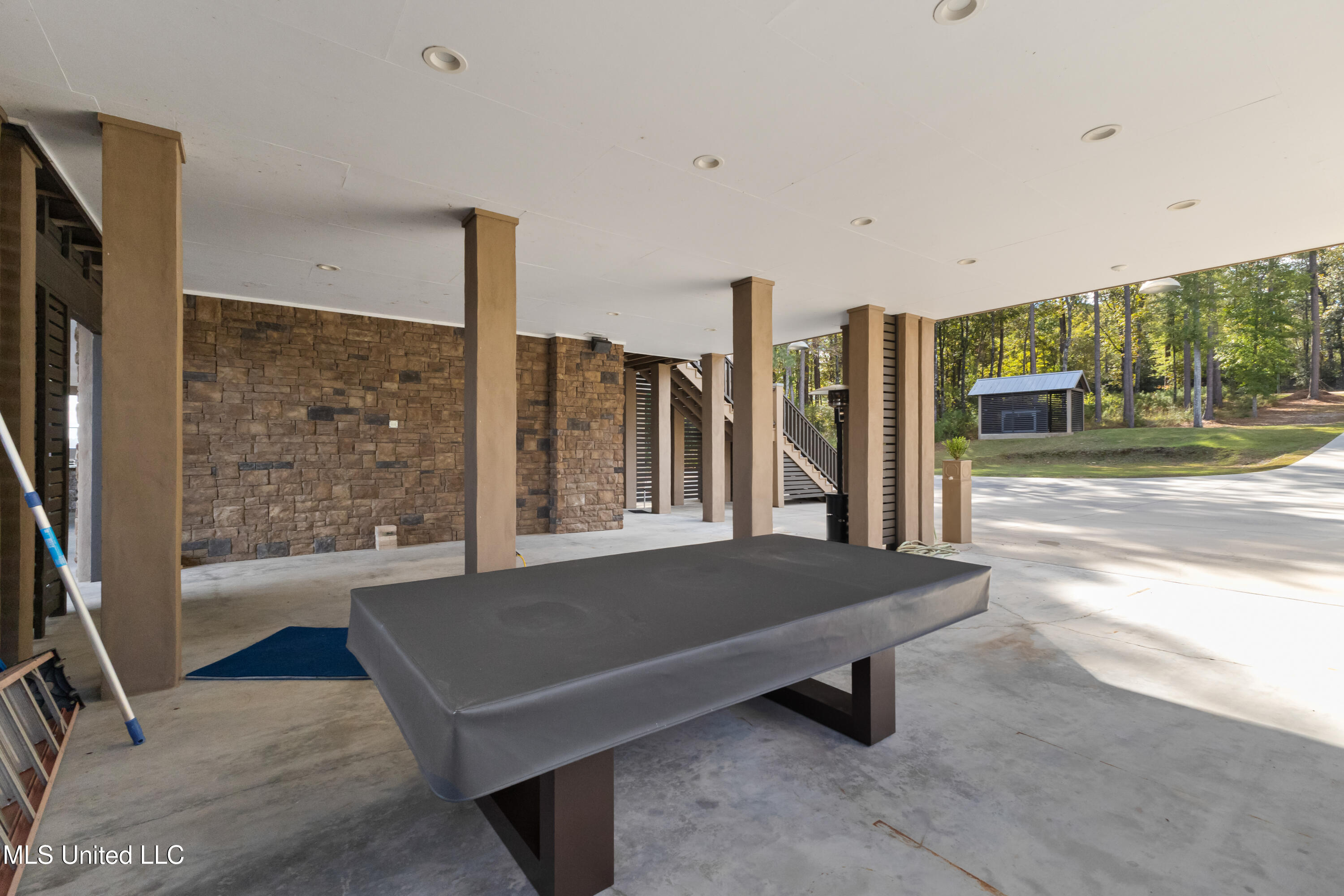 59 Log Wagon Trail Property Photo 40