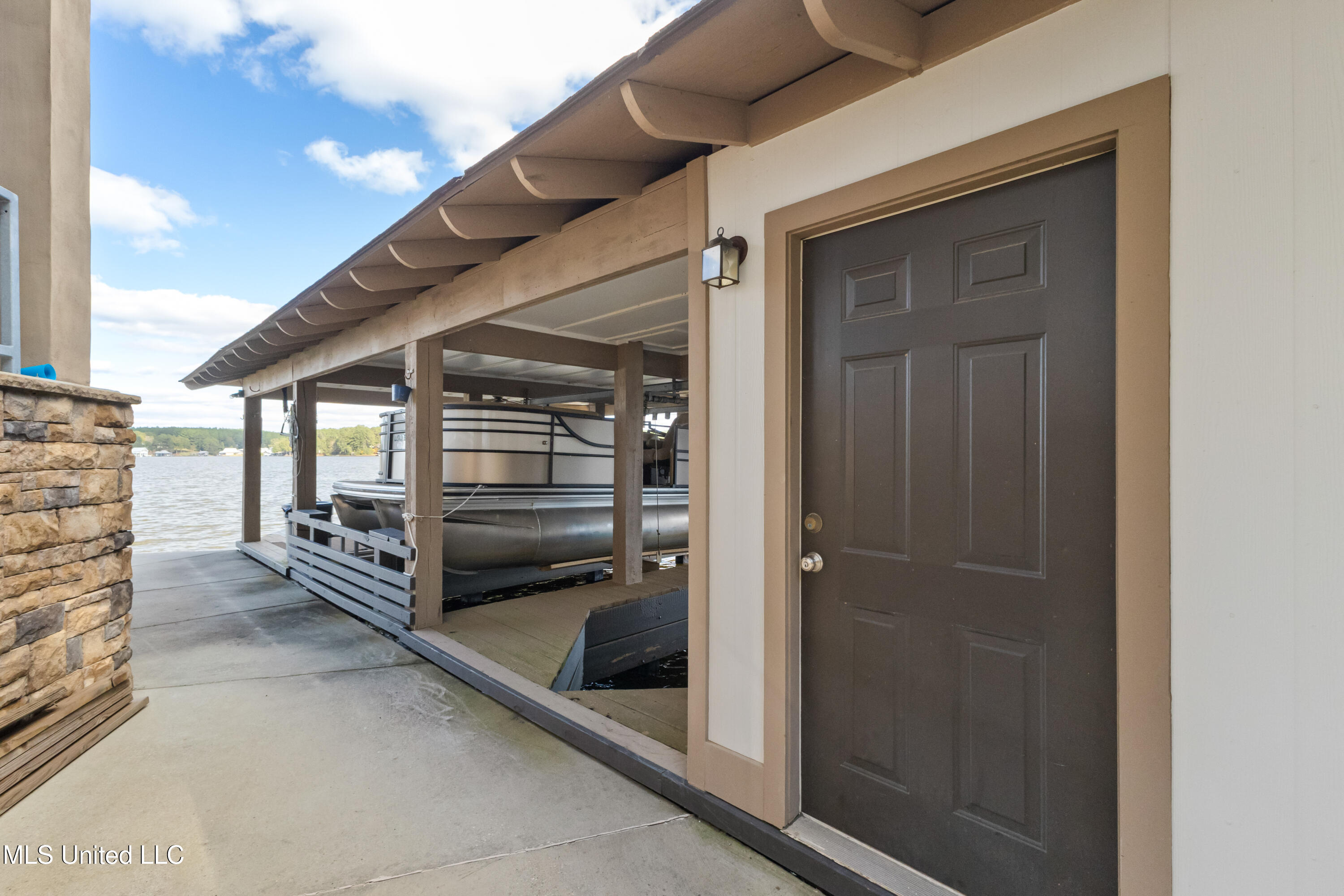 59 Log Wagon Trail Property Photo 54