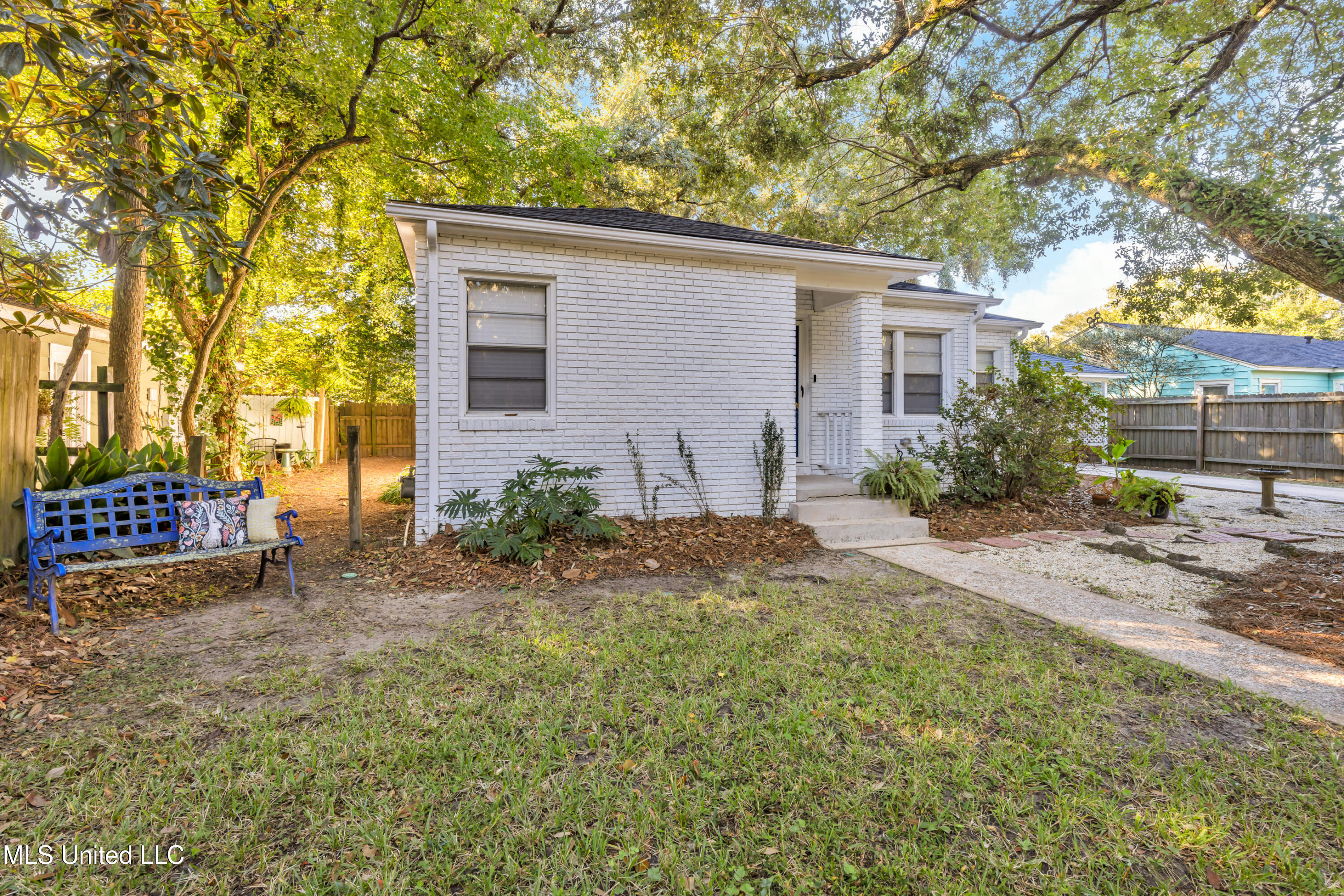 921 Wanda Place Property Photo 5