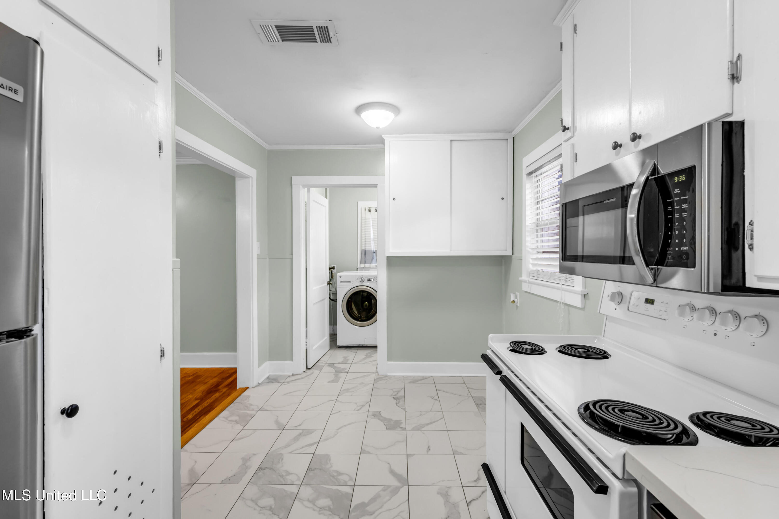 921 Wanda Place Property Photo 14