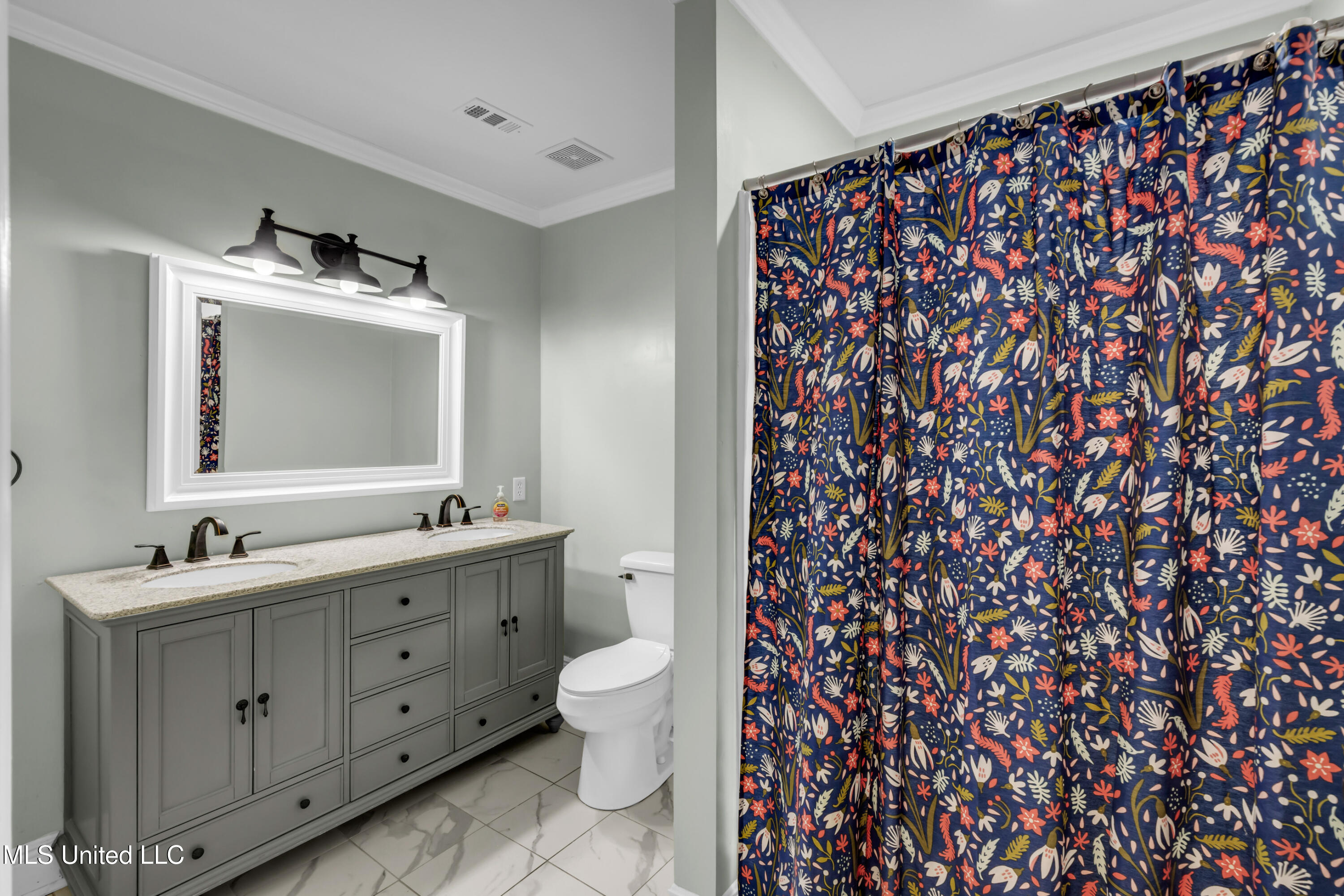 921 Wanda Place Property Photo 20