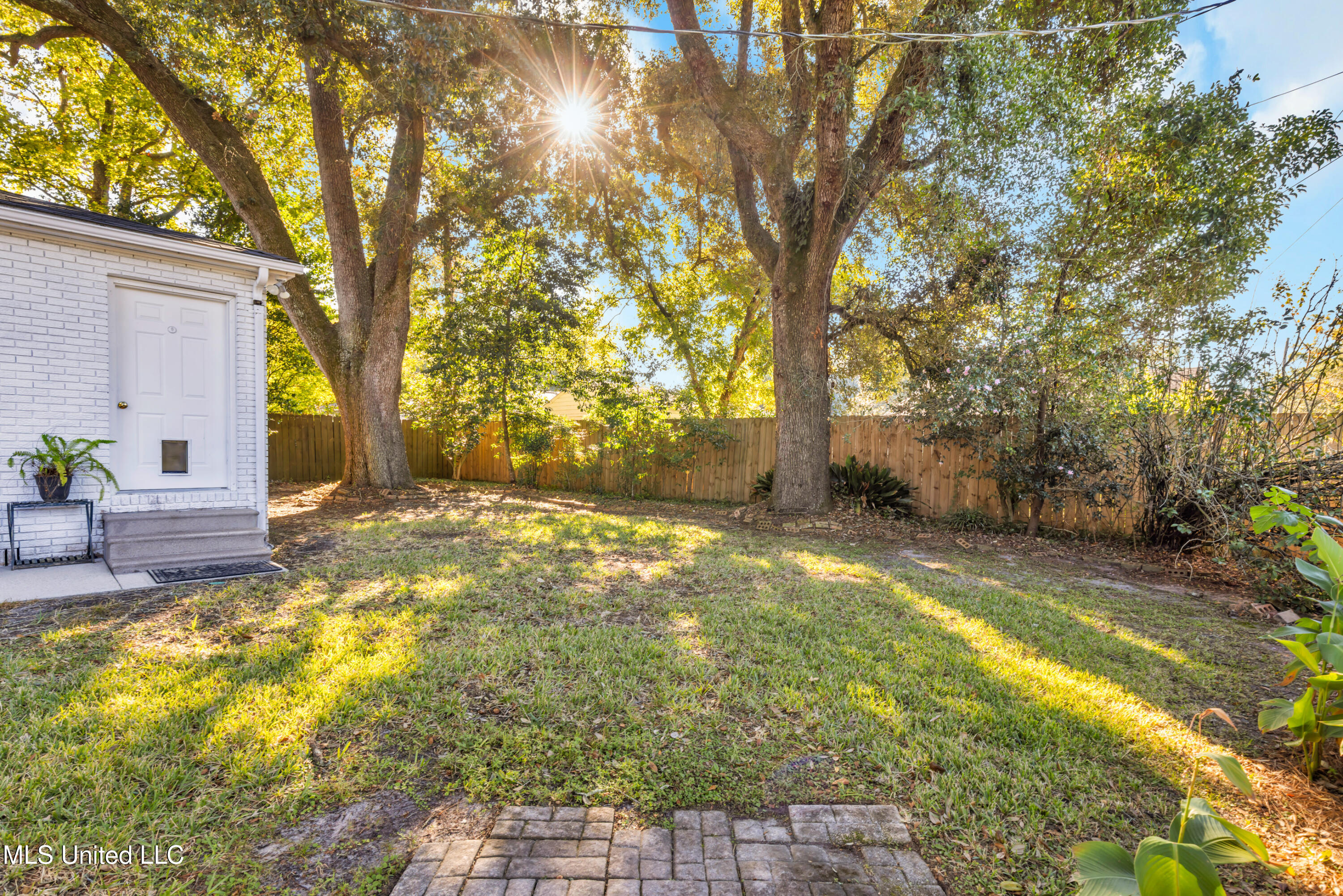 921 Wanda Place Property Photo 26