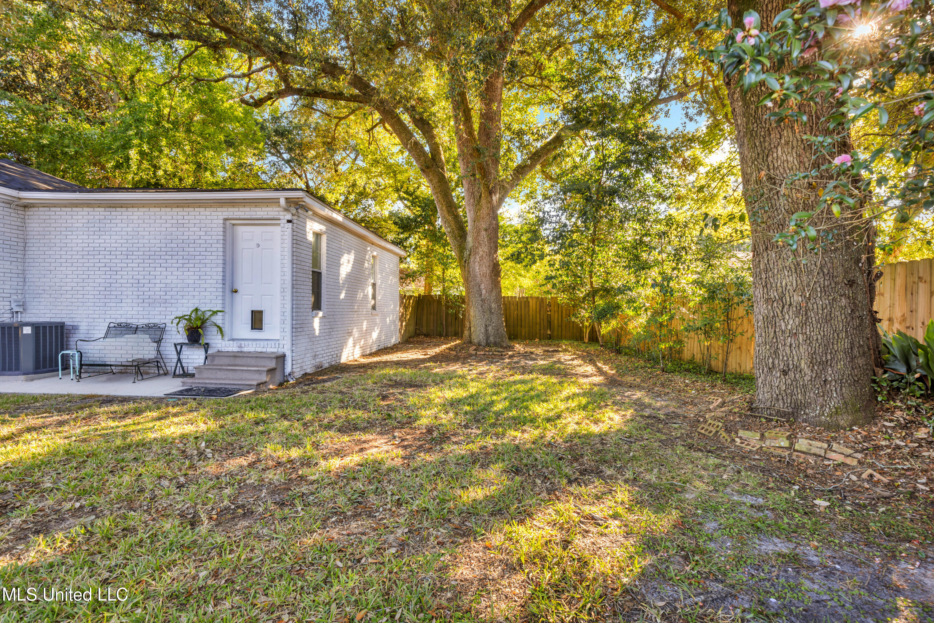 921 Wanda Place Property Photo 27