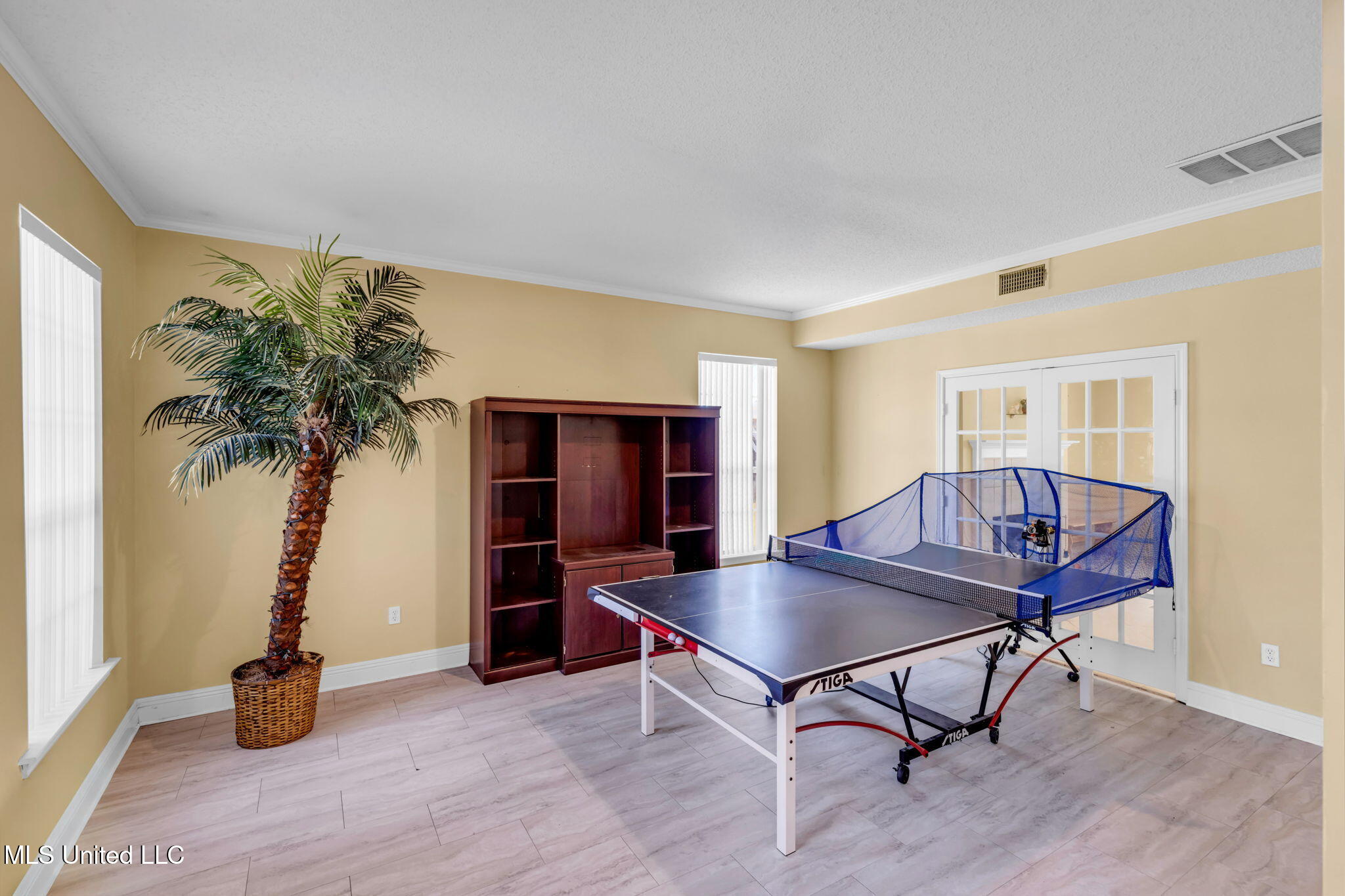 4608 Pinehaven Drive Property Photo 10
