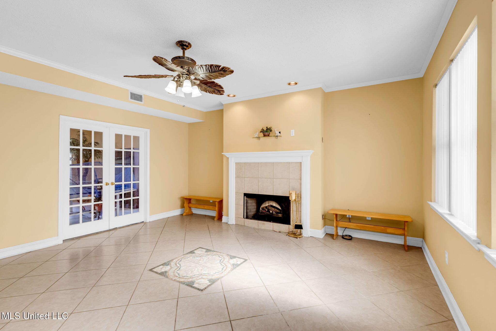 4608 Pinehaven Drive Property Photo 12