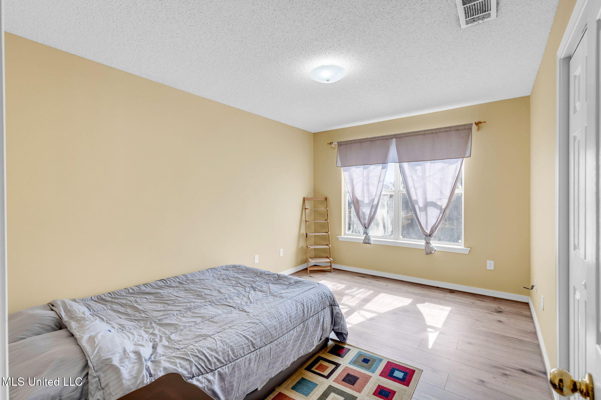 4608 Pinehaven Drive Property Photo 20