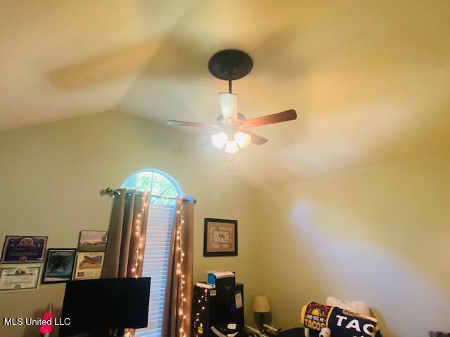 8826 Kipapa Way Property Photo 9