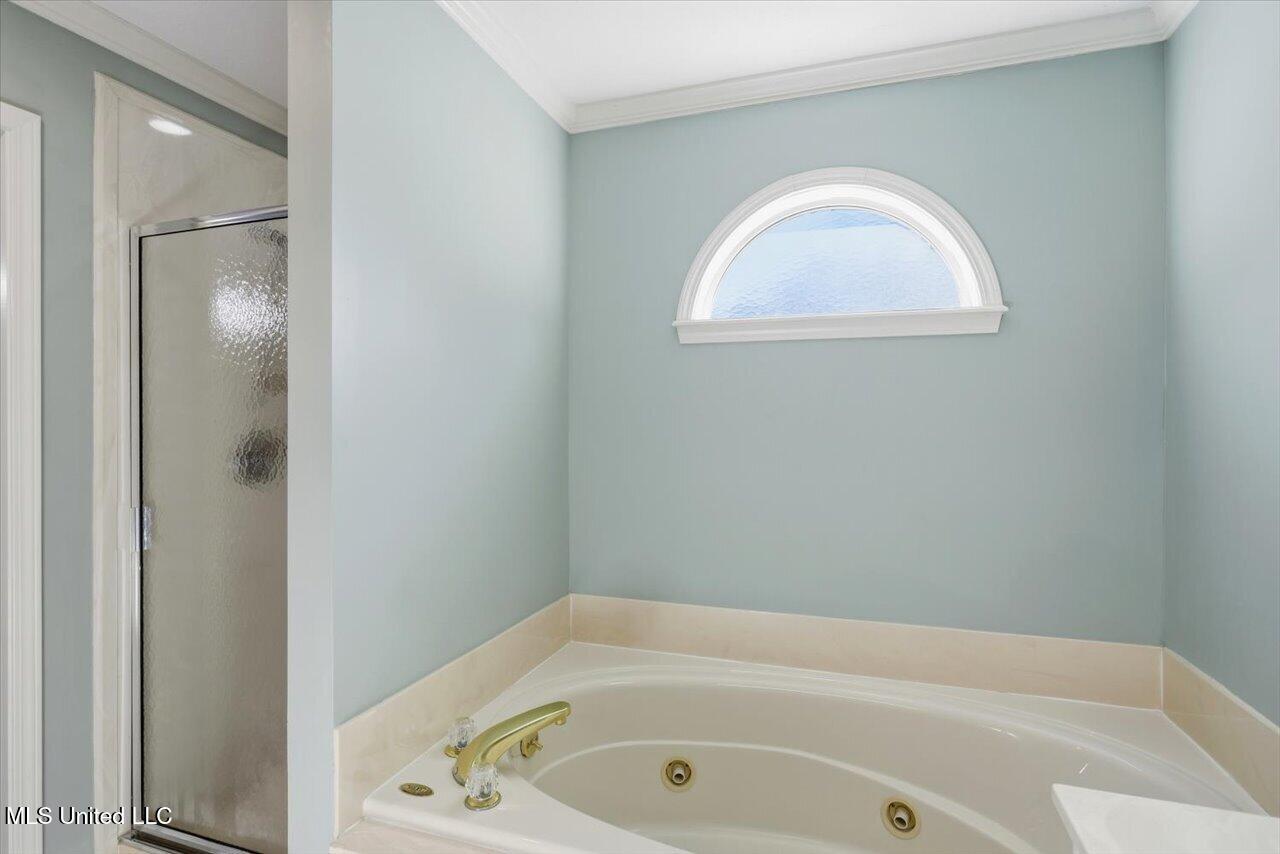 301 Garden Drive Property Photo 14