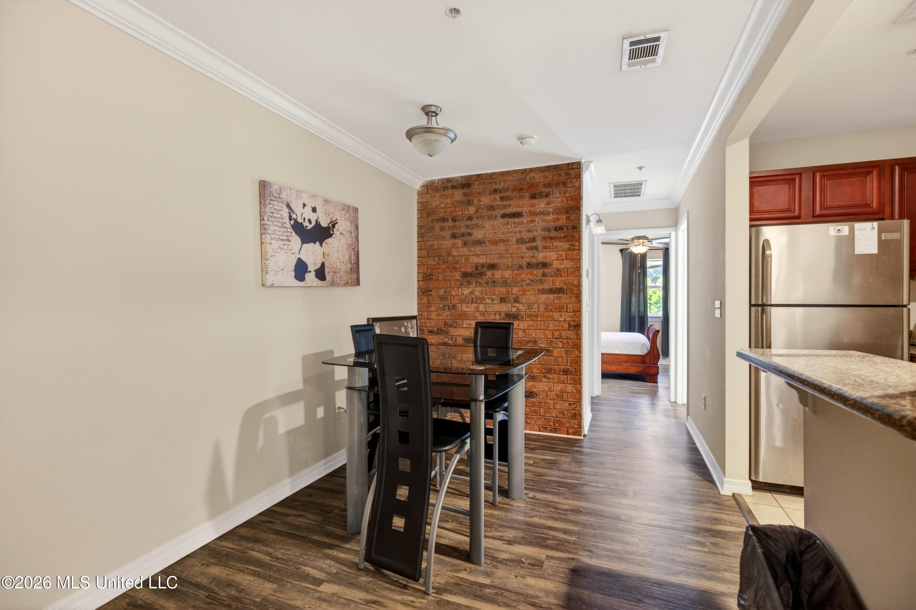 1282 Beach Boulevard Property Photo 5