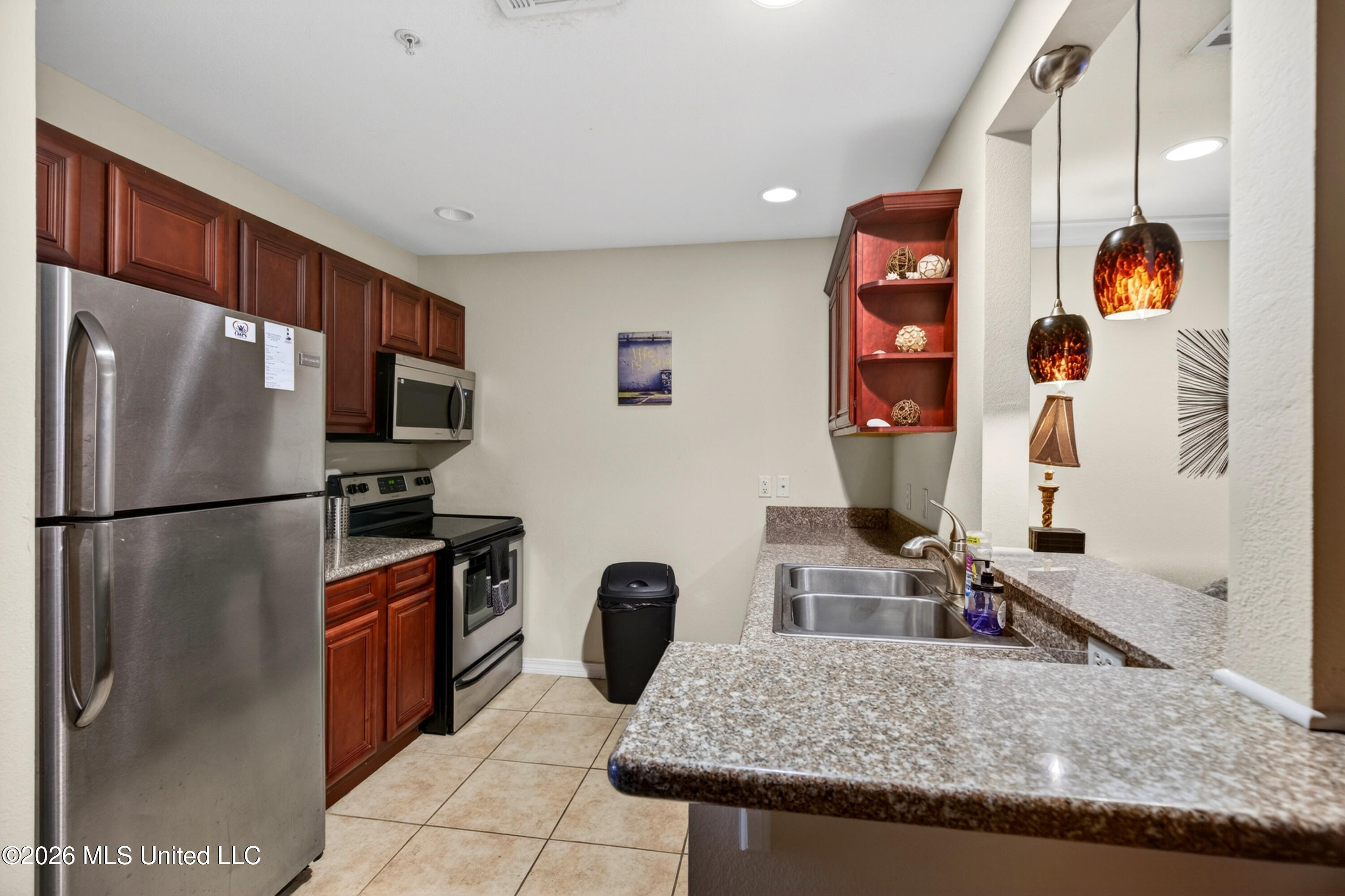 1282 Beach Boulevard Property Photo 6