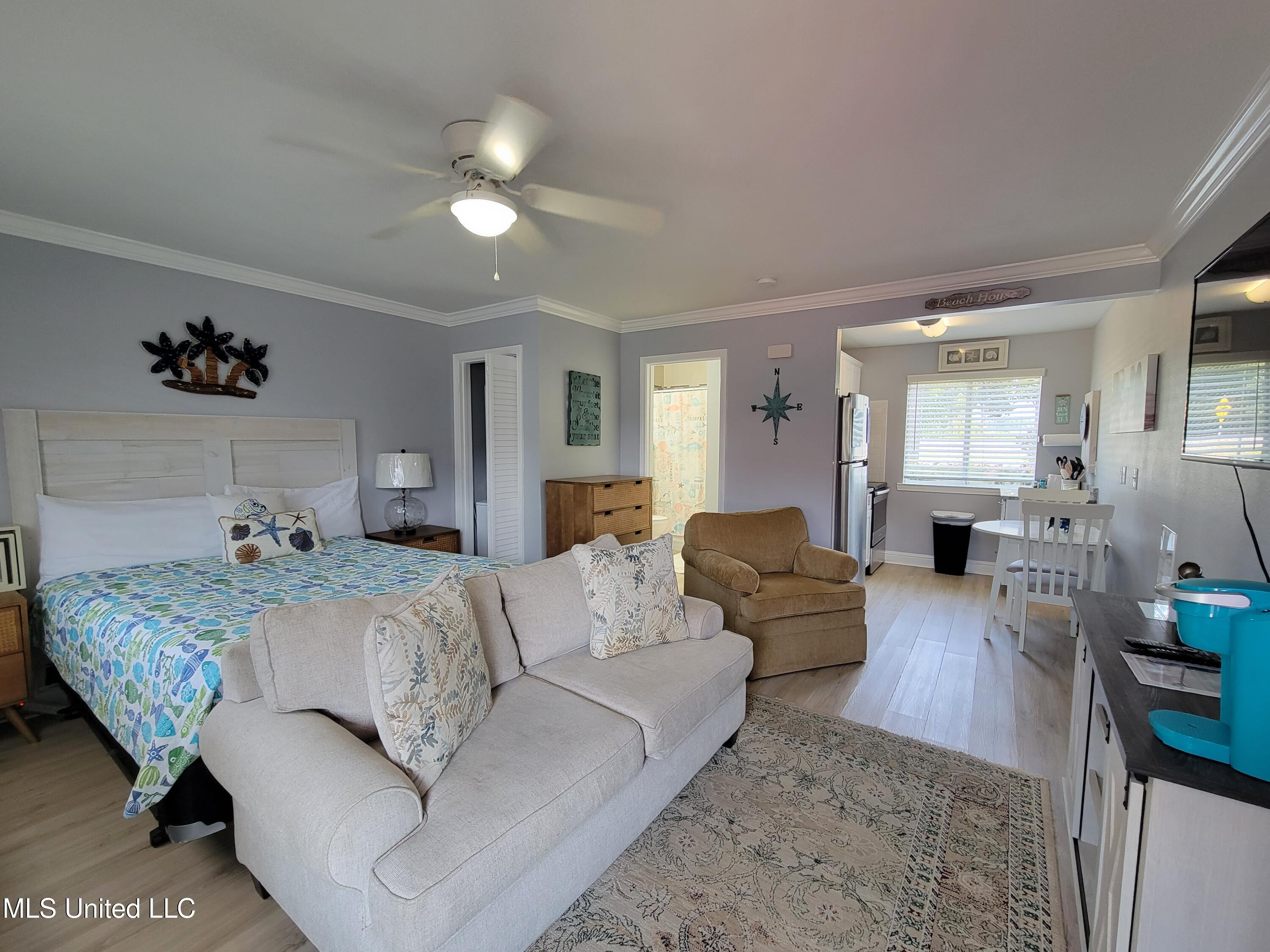 1664 Beach Boulevard Property Photo 6