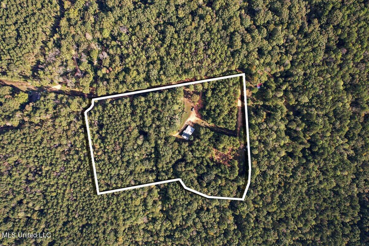 150 Blackhawk Drive Property Photo 1